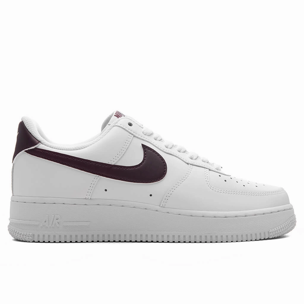 Air Force 1 '07 - White/Burgundy Crush
