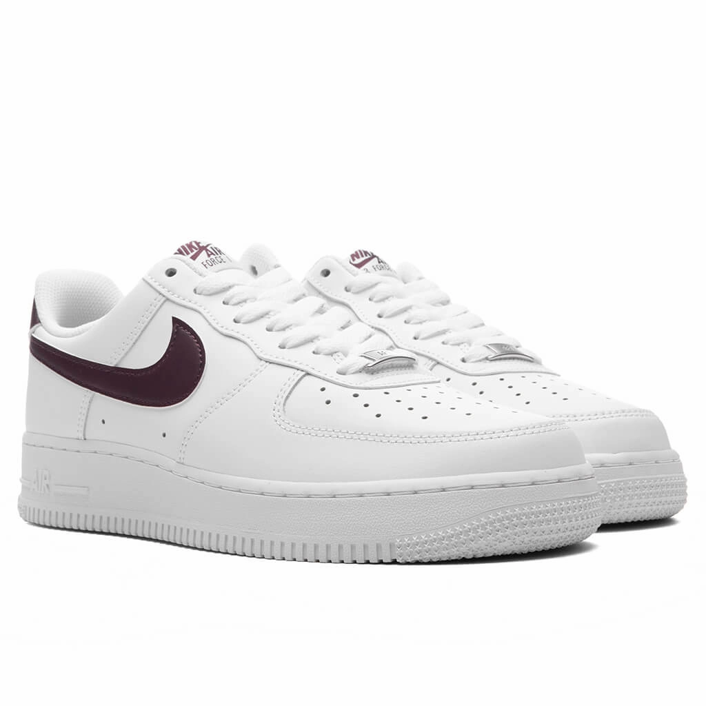 Air Force 1 '07 - White/Burgundy Crush
