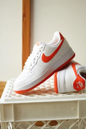 AIR FORCE 1 '07 SAFETY ORANGE