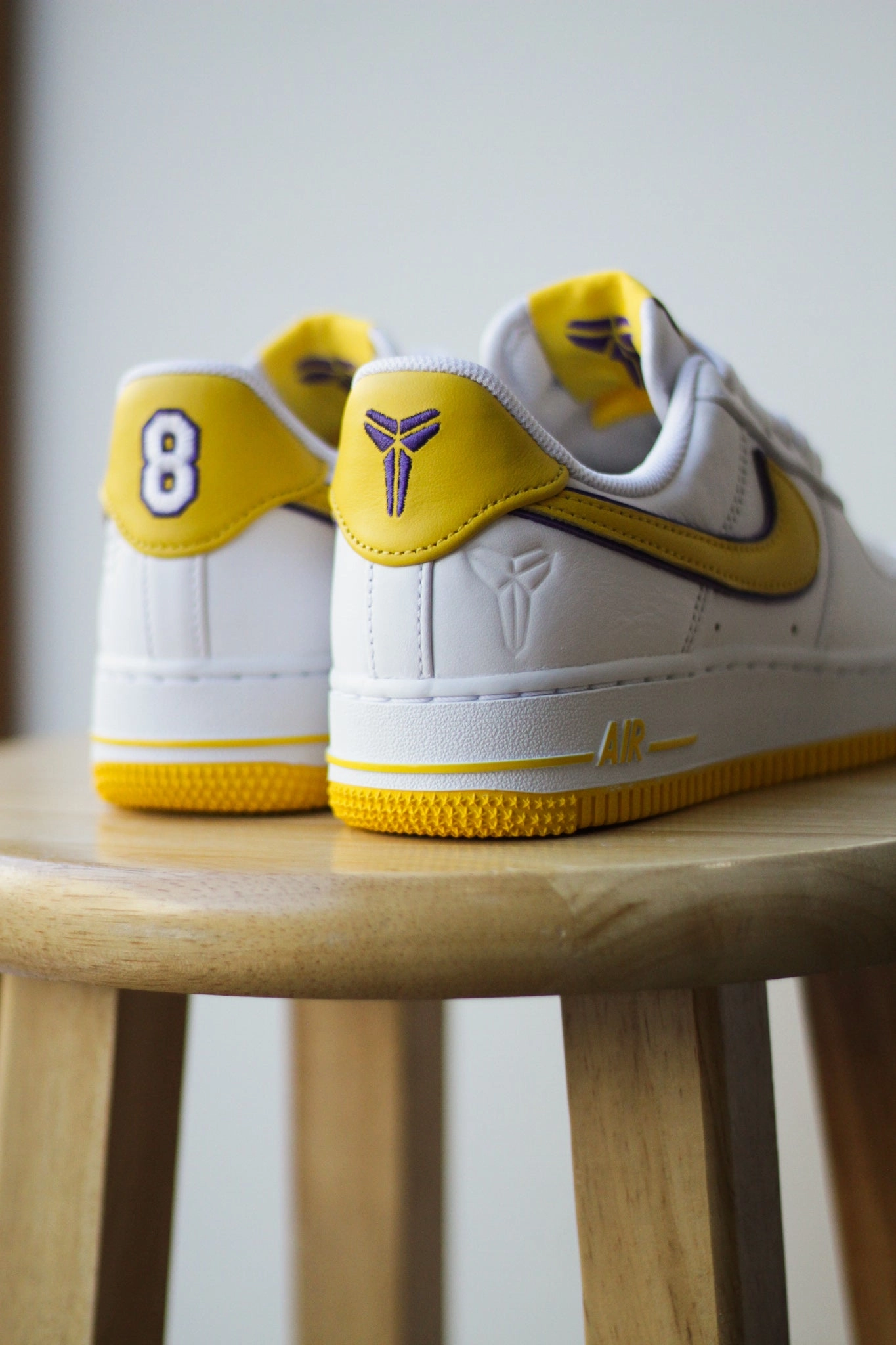 AIR FORCE 1 LOW RETRO KOBE BRYANT VARSITY MAIZE