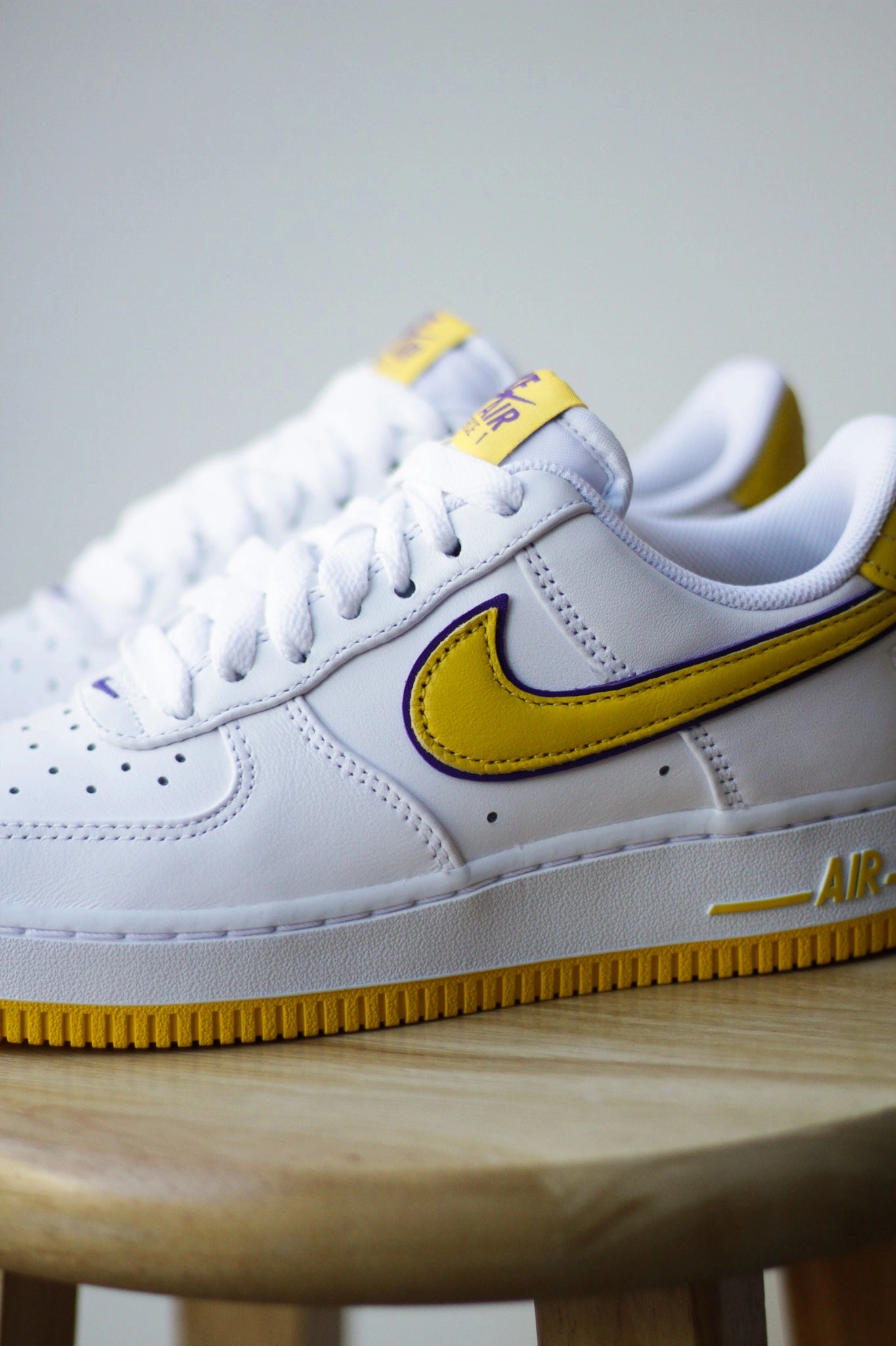 AIR FORCE 1 LOW RETRO KOBE BRYANT VARSITY MAIZE