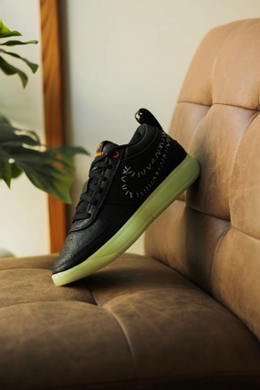 BOOK 1 BLACK
