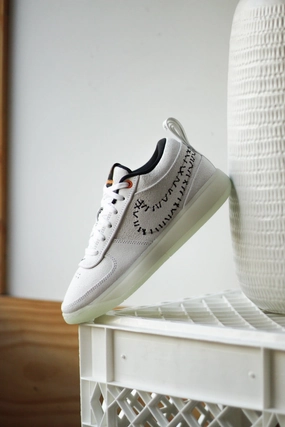 BOOK 1 WHITE