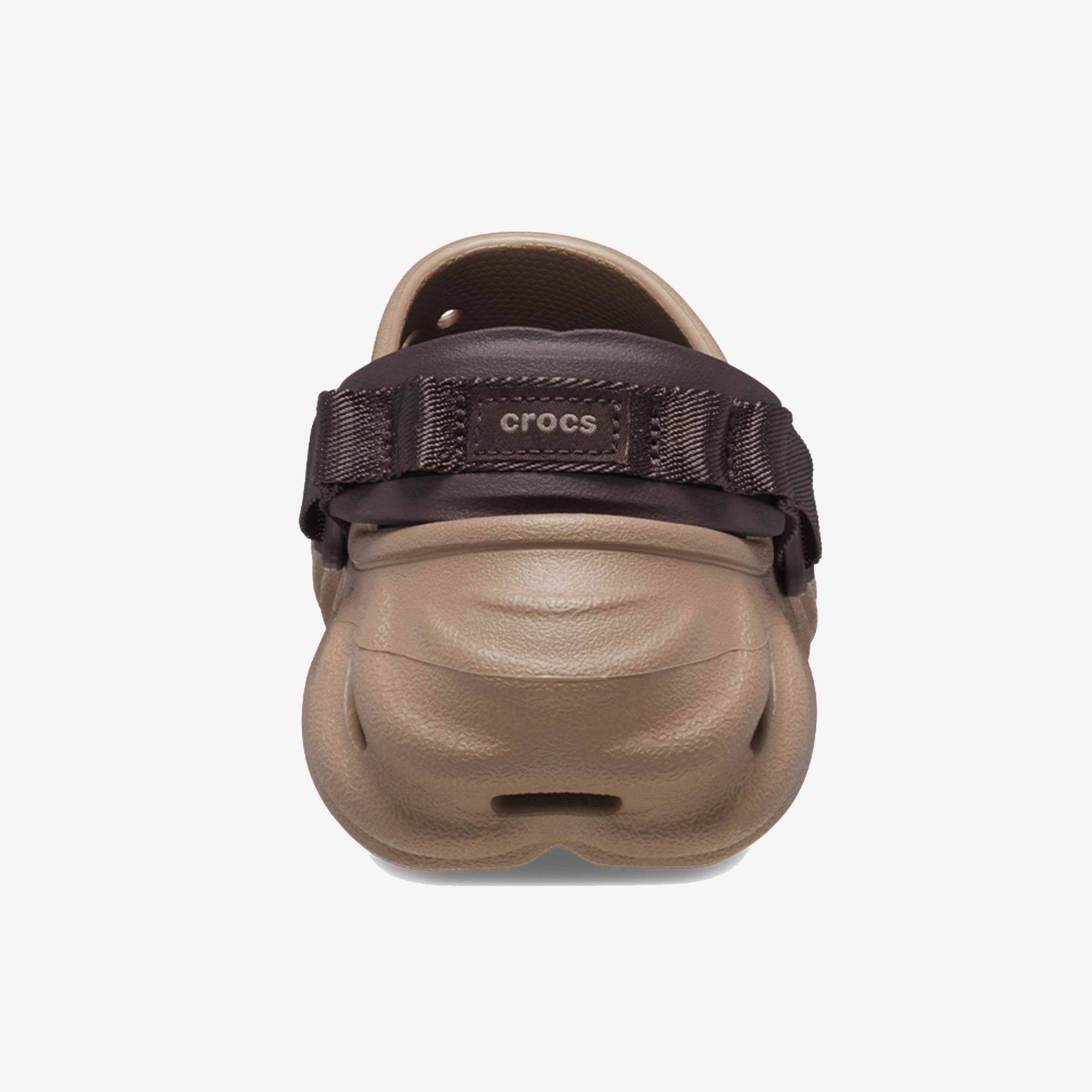 Crocs | ECHO CLOG  { LATTE