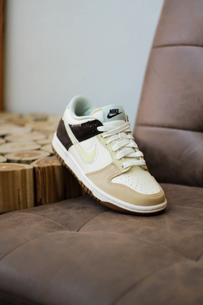 DUNK LOW (GS) COCONUT MILK