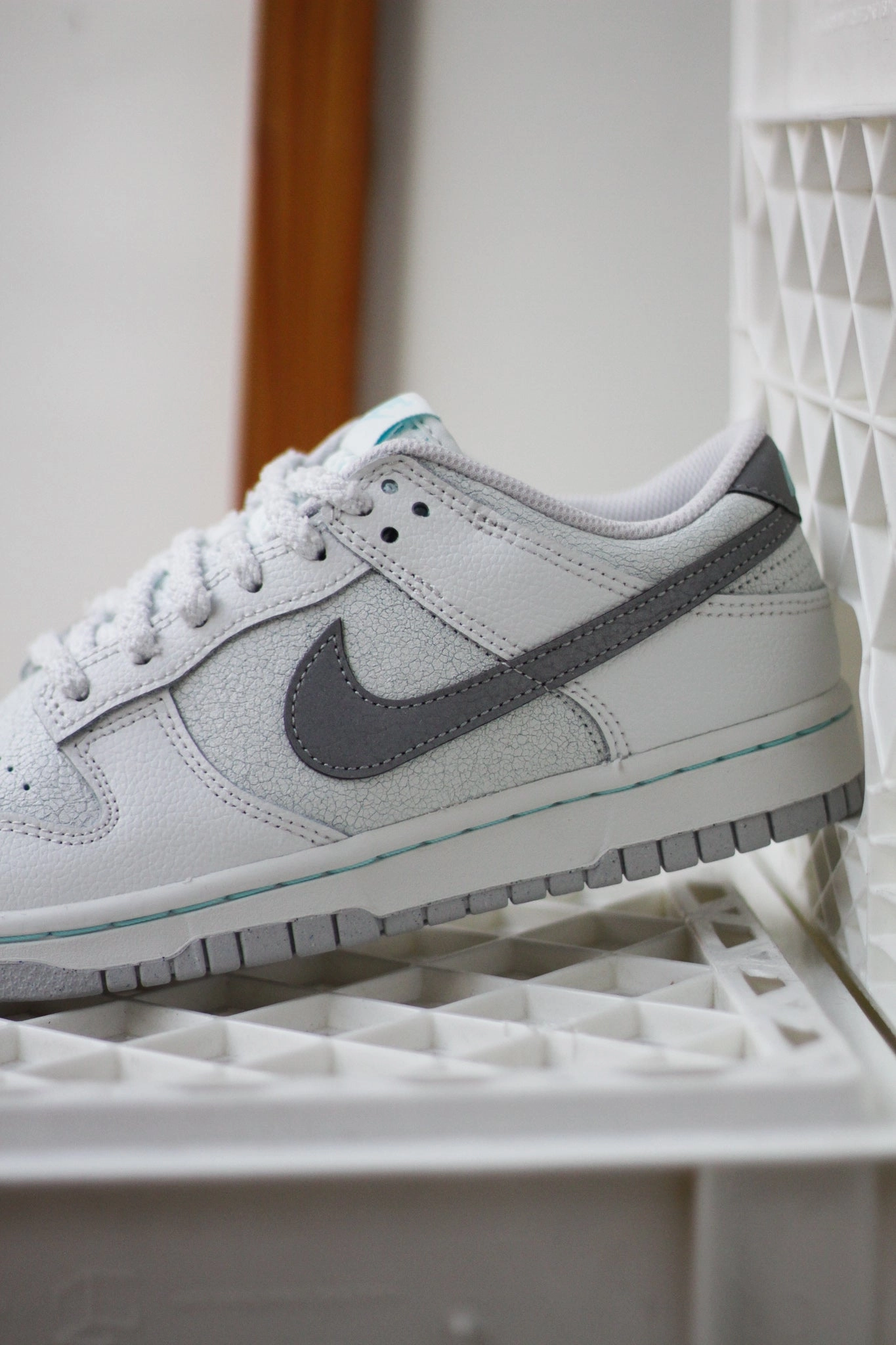 DUNK LOW RETRO PRM SUMMIT WHITE