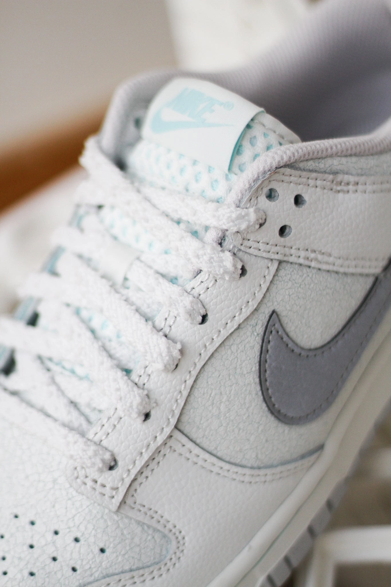 DUNK LOW RETRO PRM SUMMIT WHITE