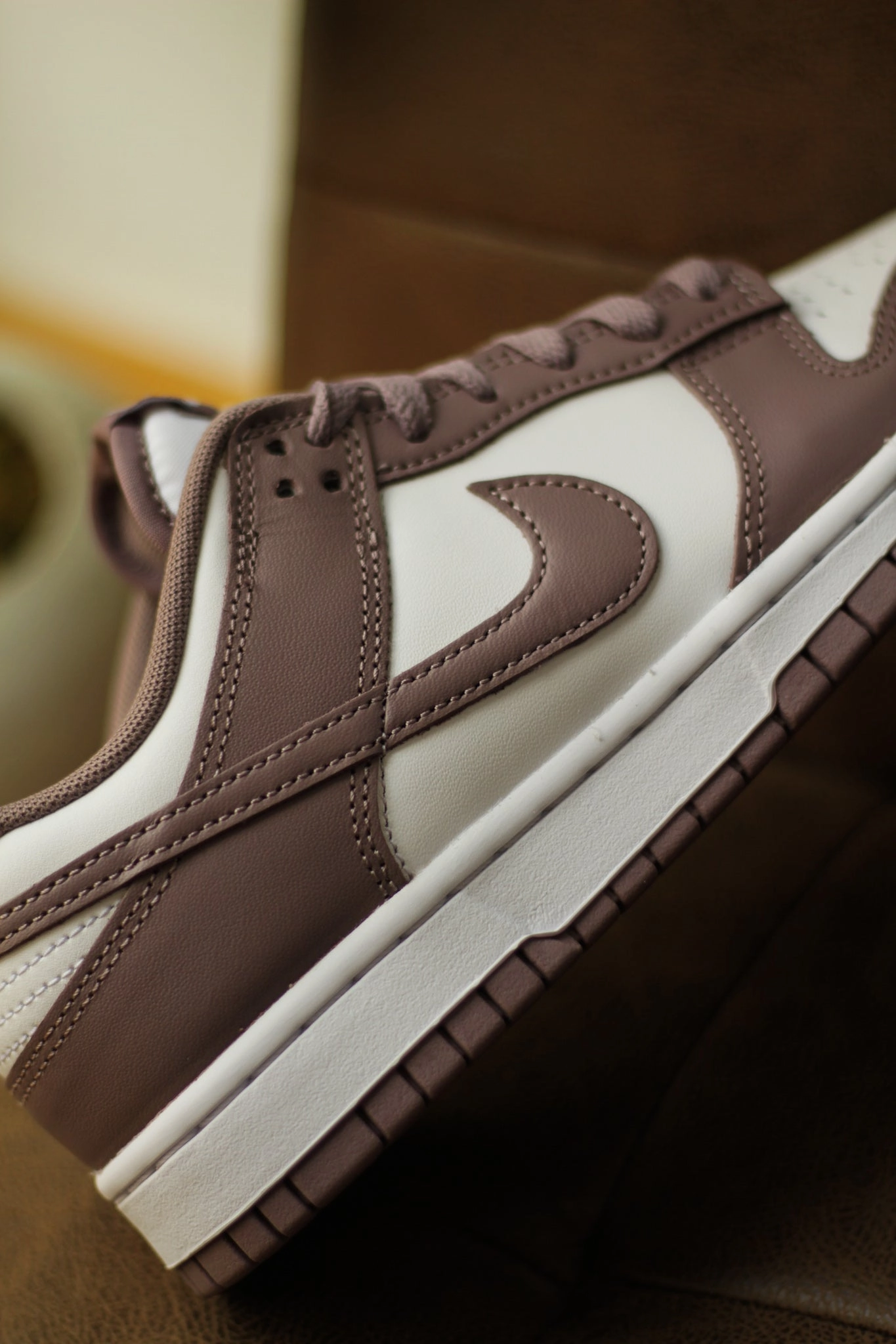 DUNK LOW RETRO TAUPE GREY