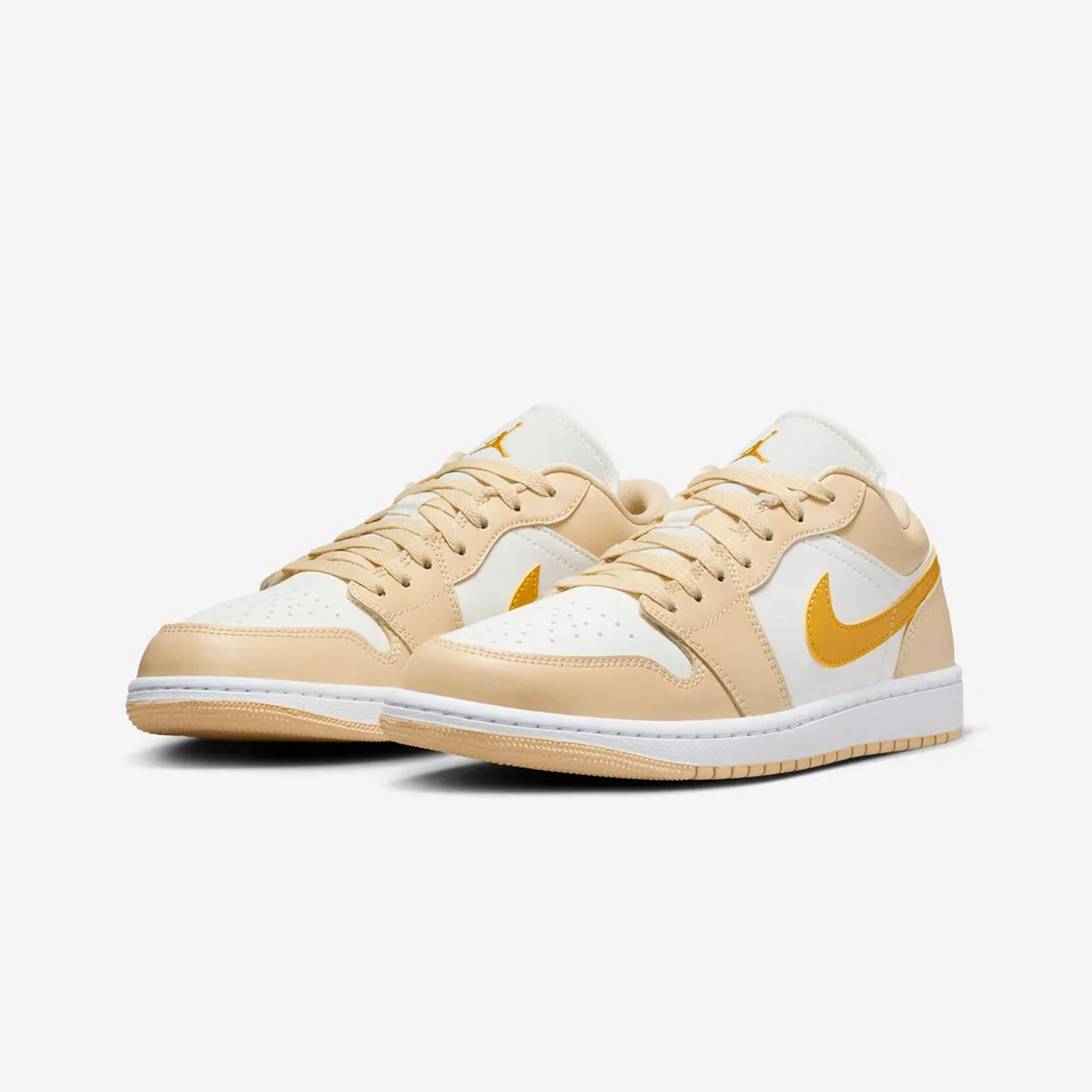 Jordan | AIR JORDAN 1 LOW  { SAIL/YELLOW OCHRE-PALE VANILLA-WHITE
