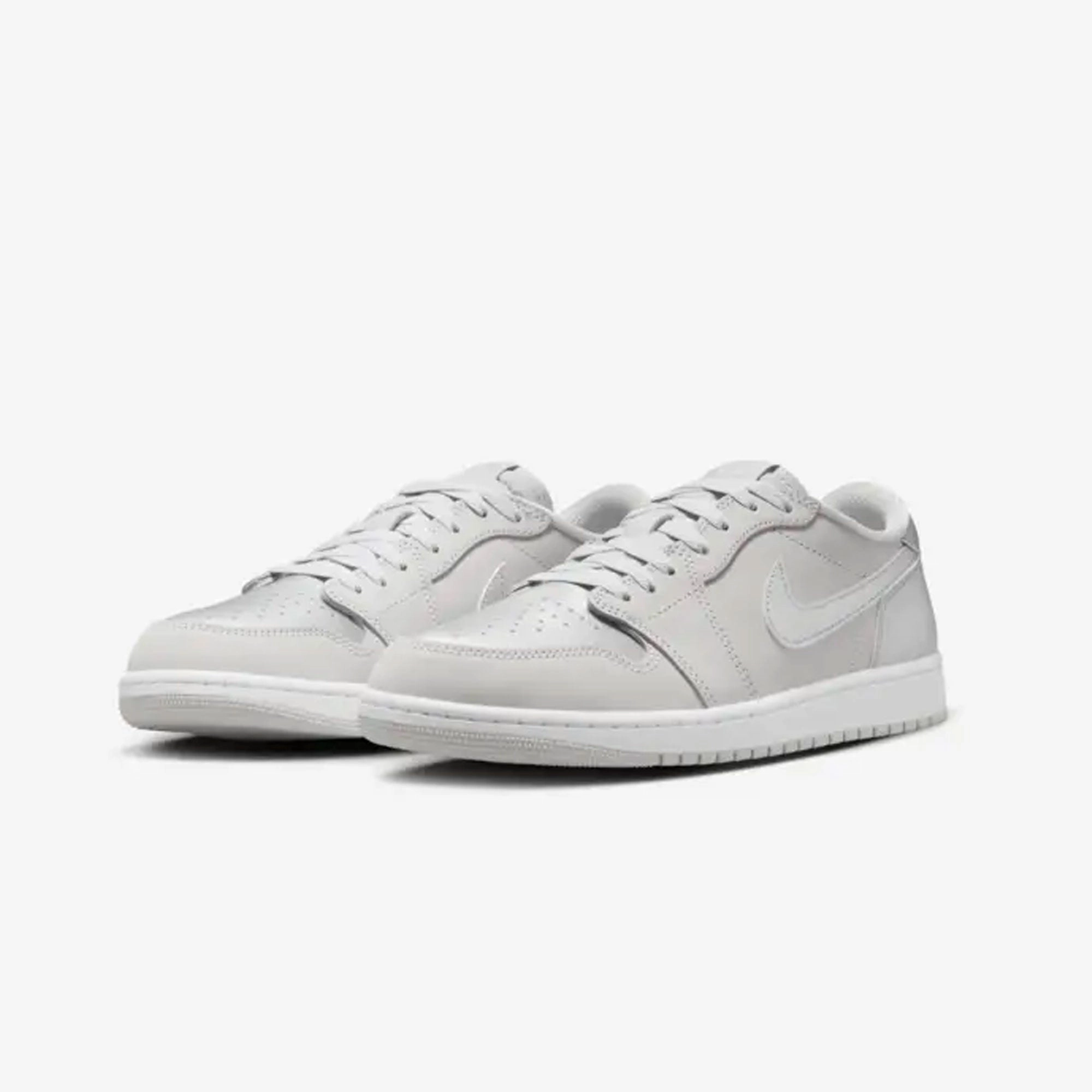 Jordan | AIR JORDAN 1 LOW OG { SILVER