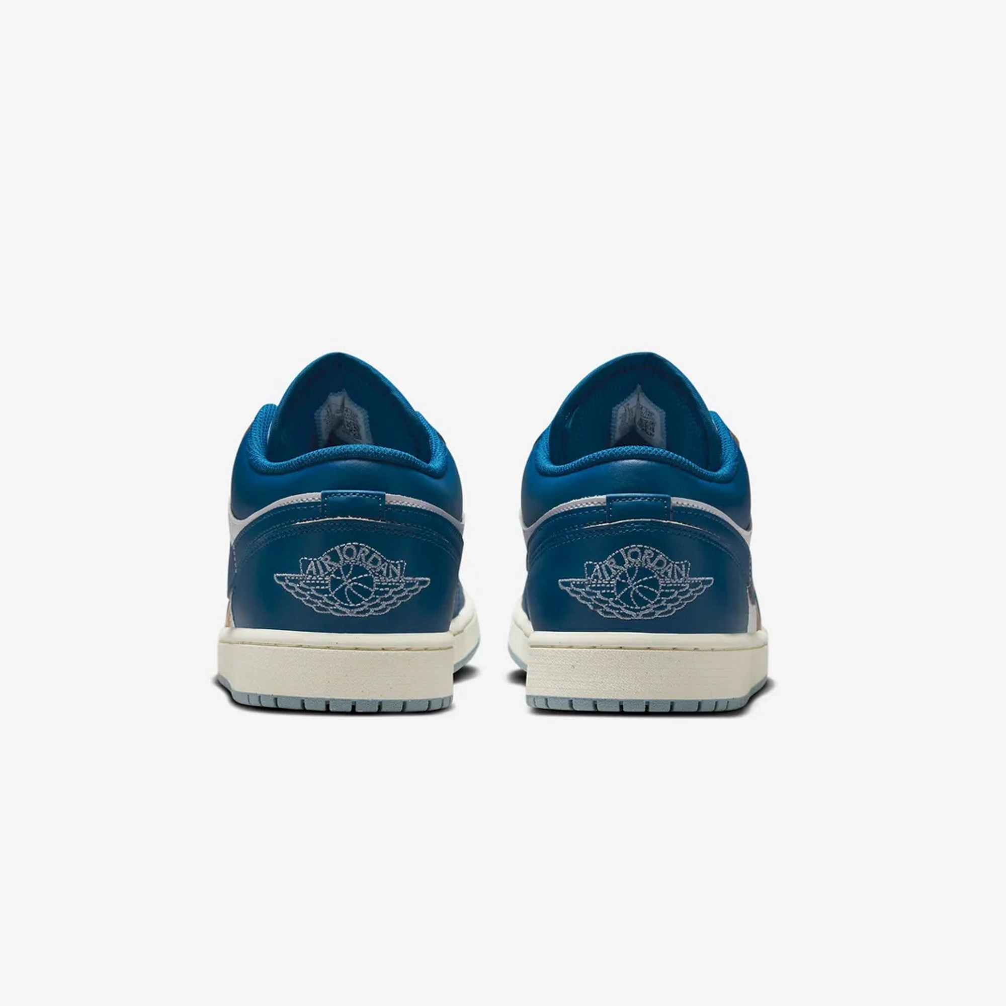 Jordan | AIR JORDAN 1 LOW SE  { WHITE/INDUSTRIAL BLUE-BLUE GREY-SAIL