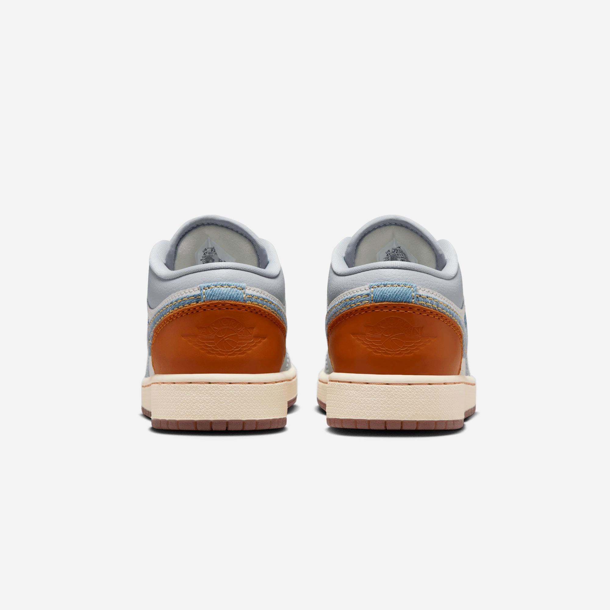 Jordan | AIR JORDAN 1 LOW SE (GS)  { PHANTOM/LT ARMORY BLUE-COCONUT MILK