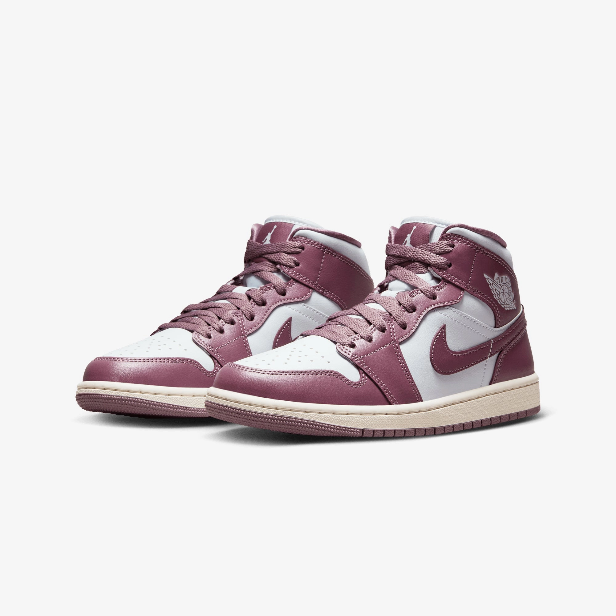 Jordan | AIR JORDAN 1 MID  { PURE PLATINUM/SKY J MAUVE-SAIL