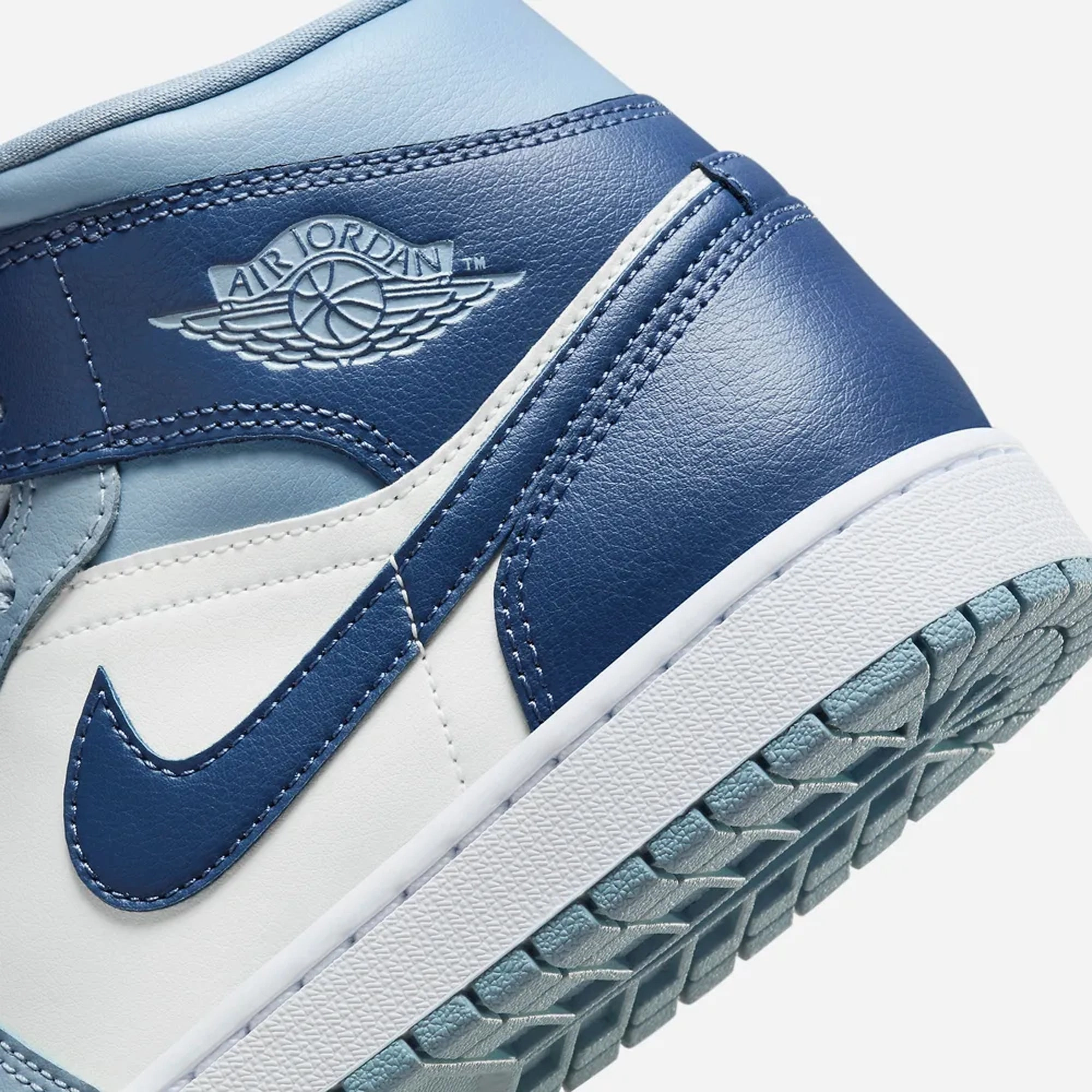 Jordan | AIR JORDAN 1 MID  { SAIL/DIFFUSED BLUE-BLUE GREY-WHITE