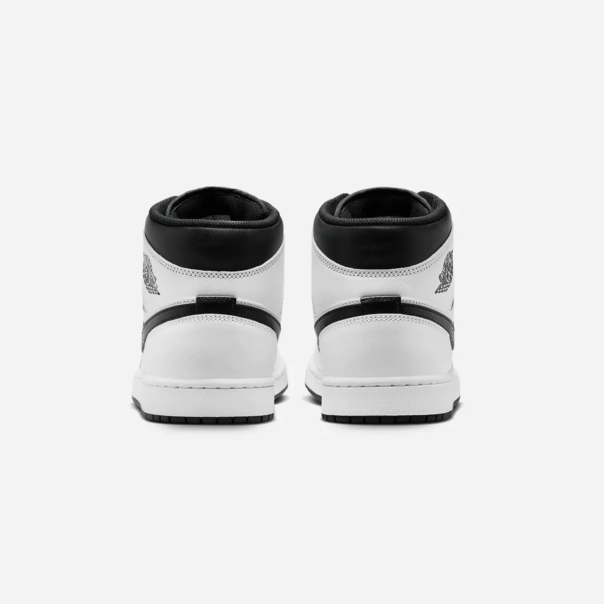 Jordan | AIR JORDAN 1 MID  { WHITE/BLACK-WHITE-BLACK