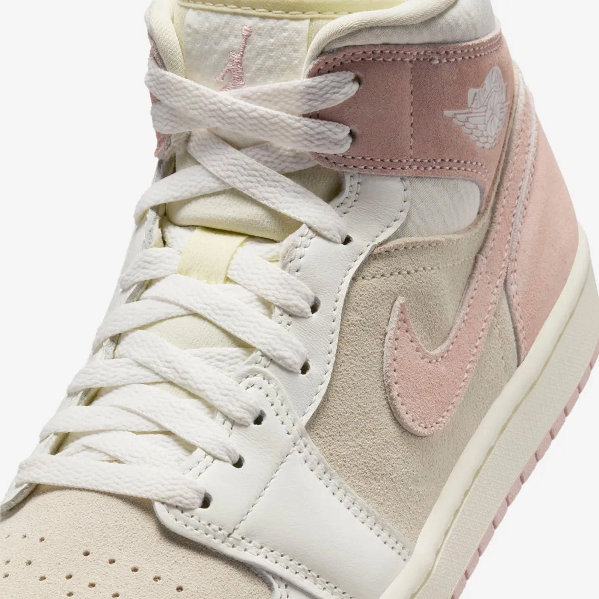 JORDAN | AIR JORDAN 1 MID SE { COCONUT MILK/LEGEND PINK-SAIL