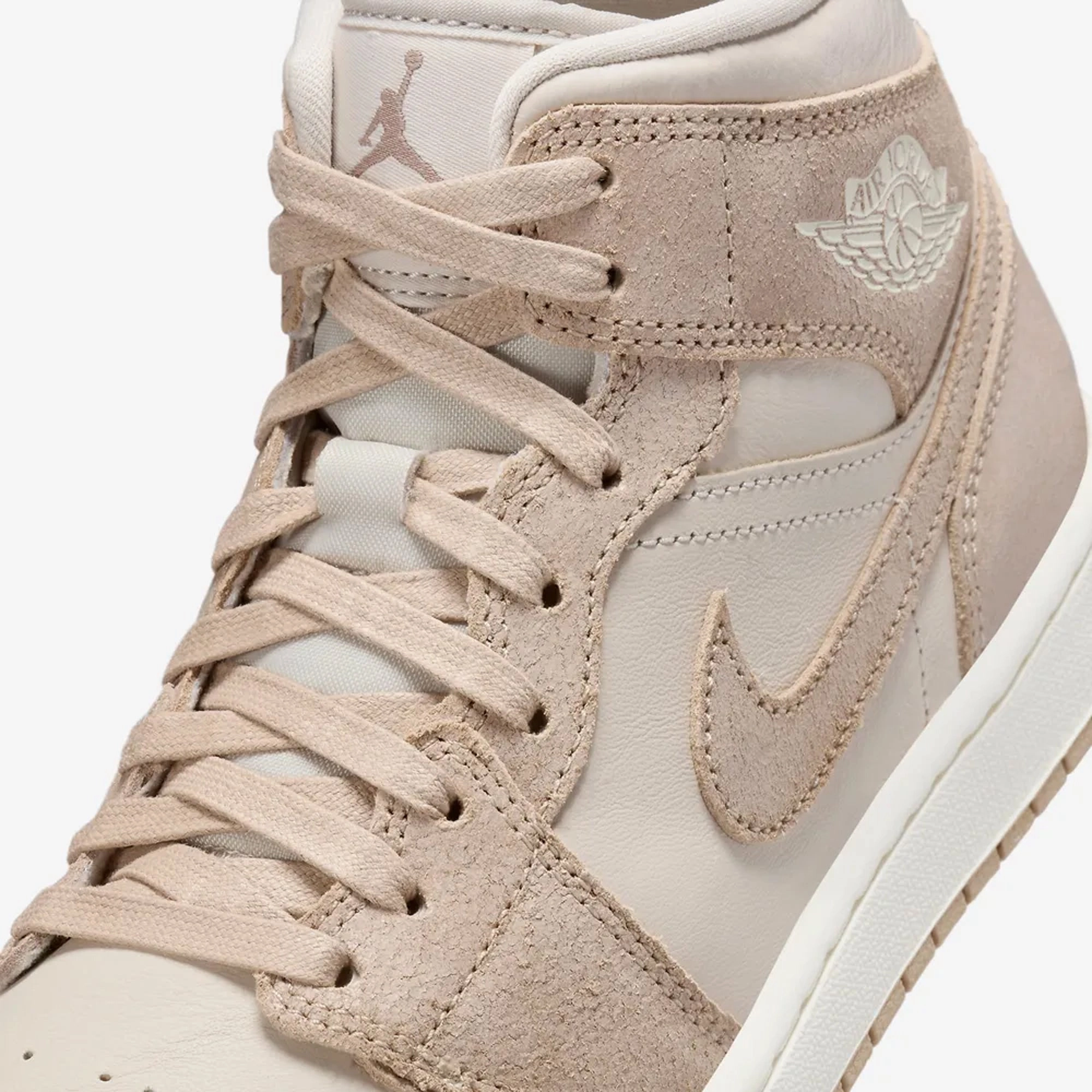 Jordan | AIR JORDAN 1 MID SE  { LEGEND LT BROWN/LEGEND MD BROWN-SAIL