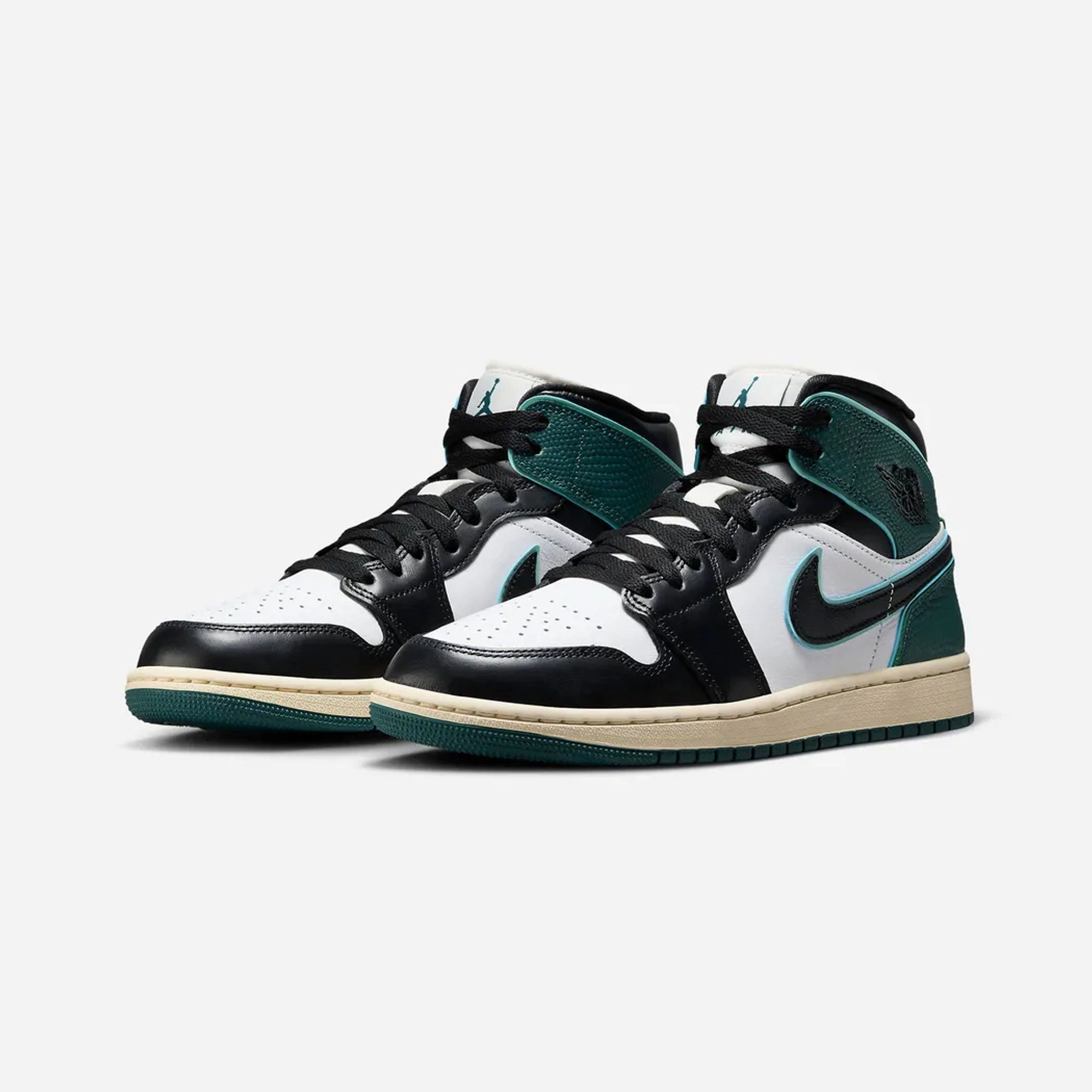 JORDAN | AIR JORDAN 1 MID SE { WHITE/BLACK-LIGHT DEW-OXIDIZED GREEN