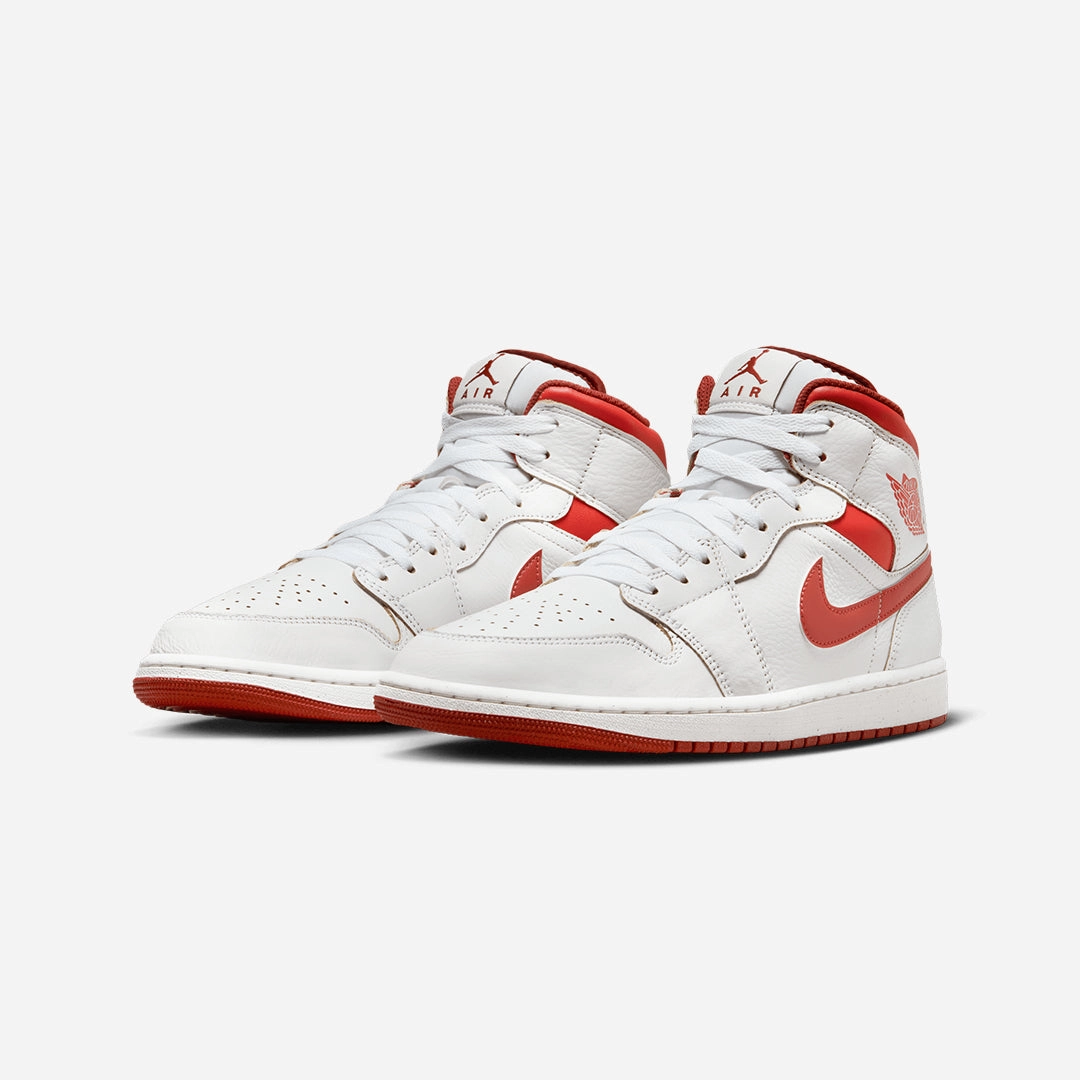 Jordan | AIR JORDAN 1 MID SE  { WHITE/LOBSTER-DUNE RED-SAIL