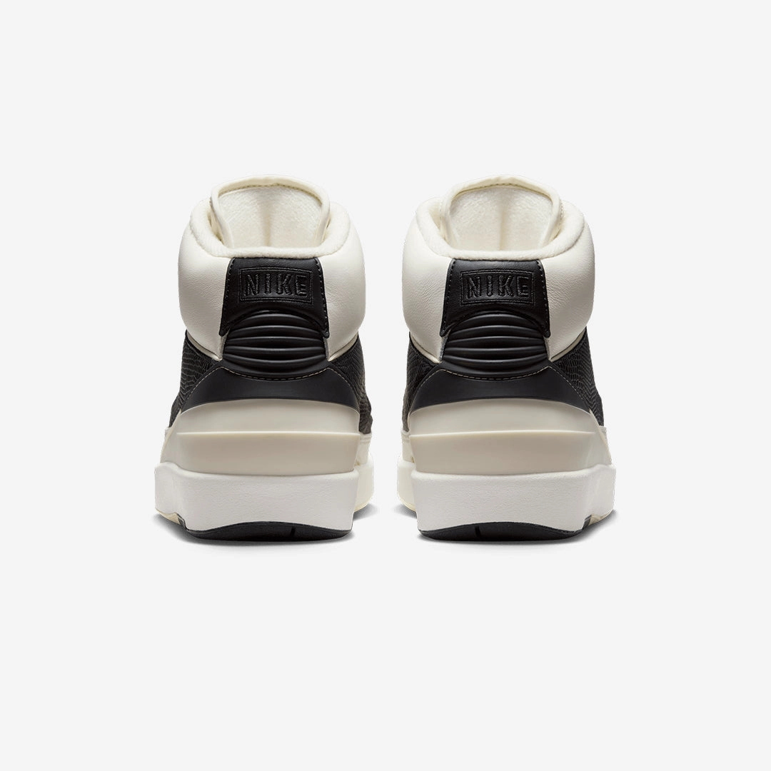Jordan | AIR JORDAN 2 RETRO  { SAIL/COCONUT MILK-BLACK