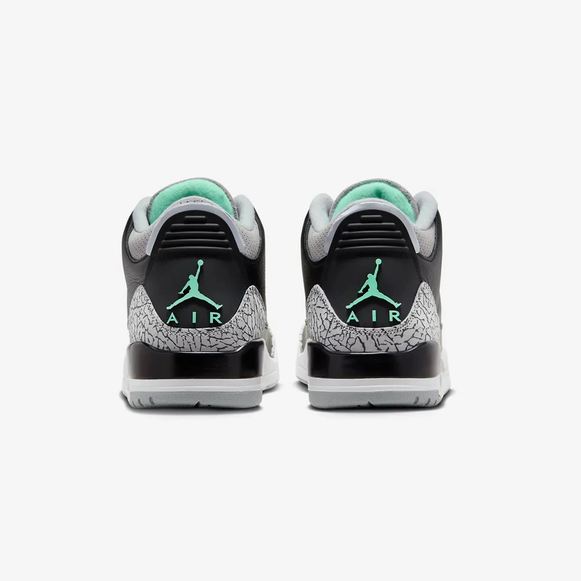 Jordan | AIR JORDAN 3 RETRO { GREEN GLOW