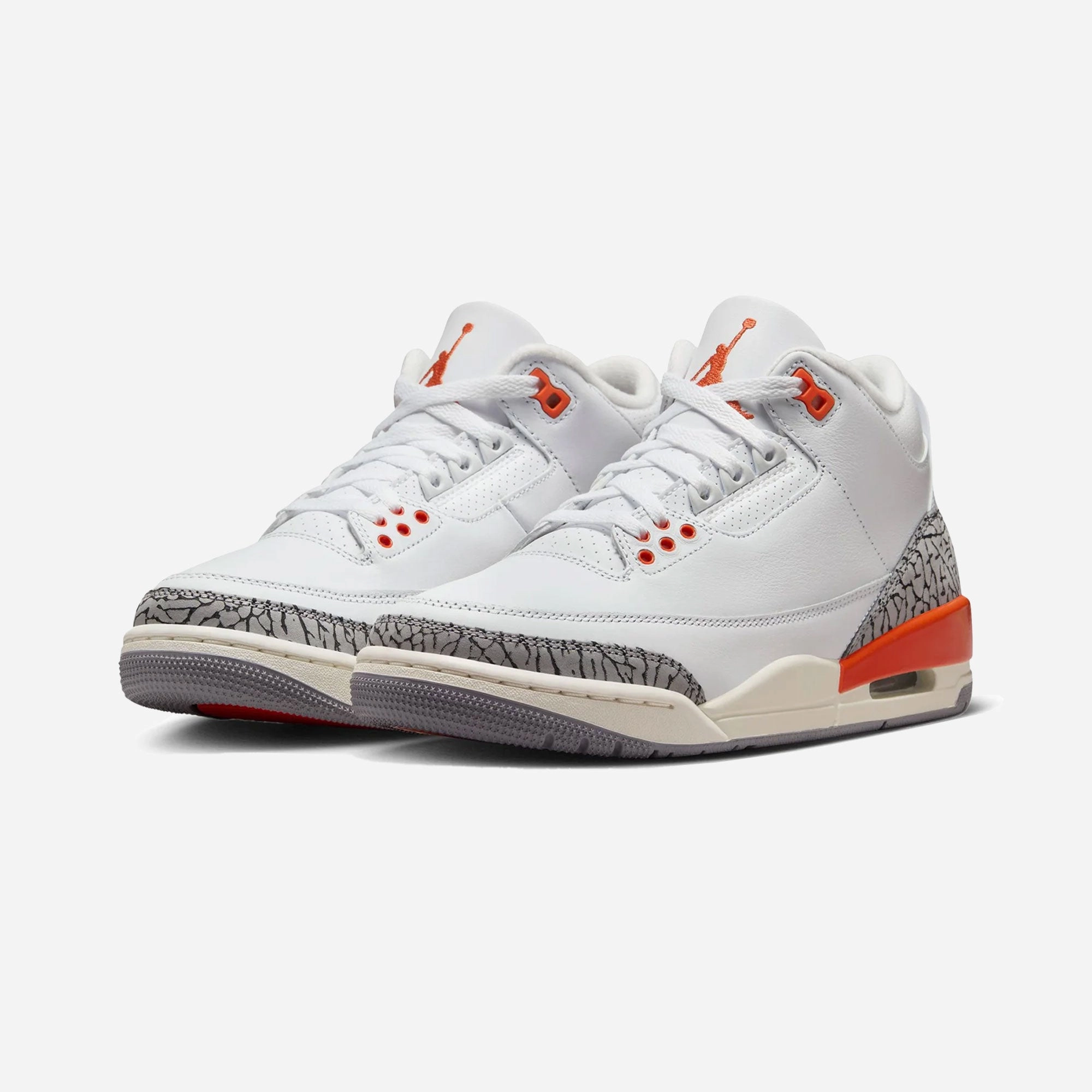 Jordan | AIR JORDAN 3 RETRO  { WHITE/COSMIC CLAY-SAIL-CEMENT GREY