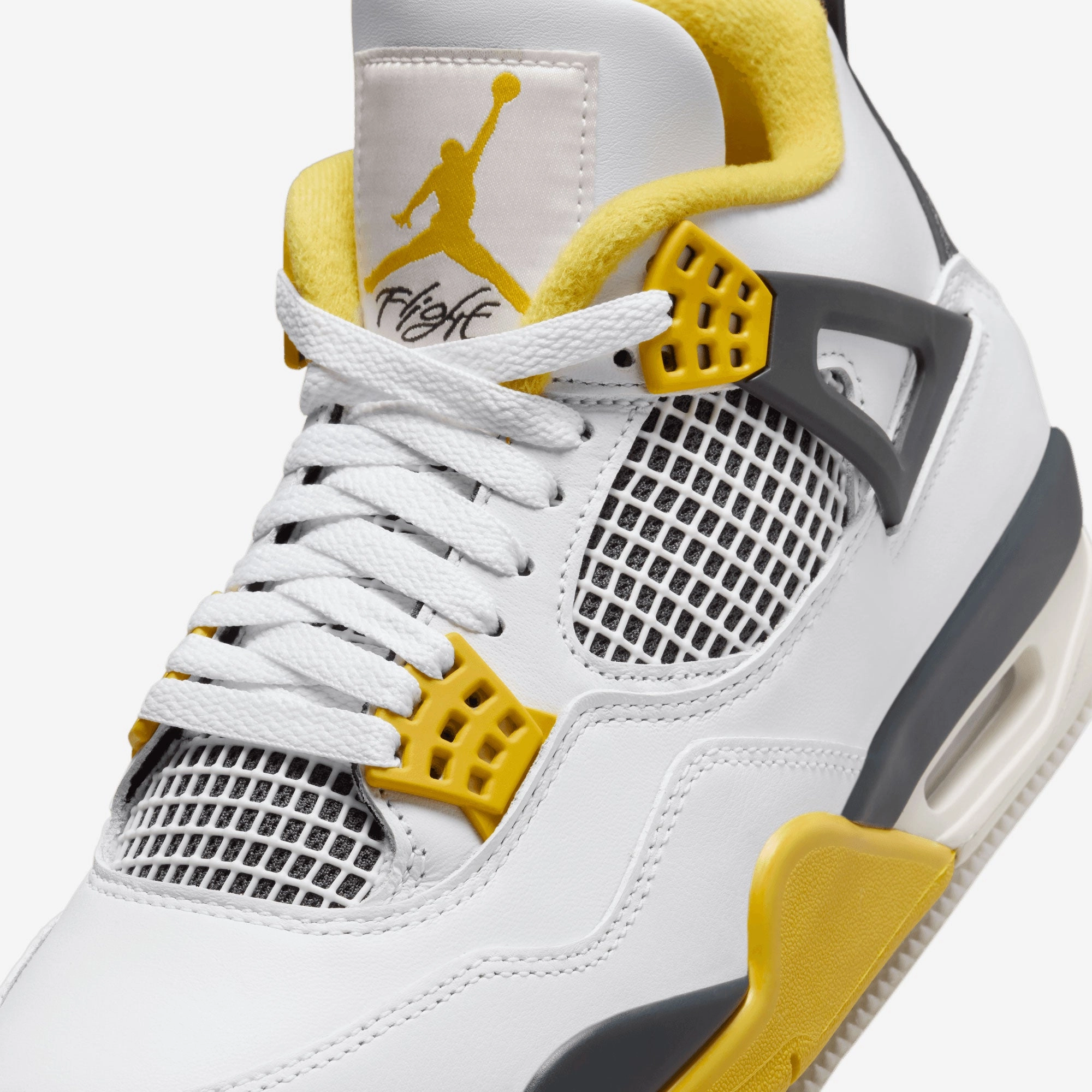 Jordan | AIR JORDAN 4 RETRO  { WHITE/COCONUT MILK-VIVID SULFUR