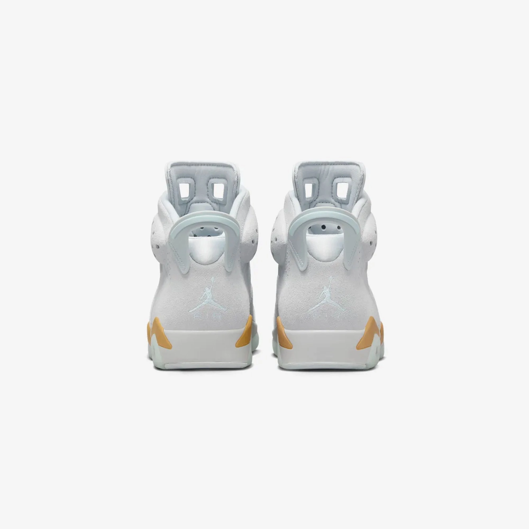 JORDAN | AIR JORDAN 6 RETRO PEARL { PURE PLATINUM/GLACIER BLUE-METALLIC GOLD