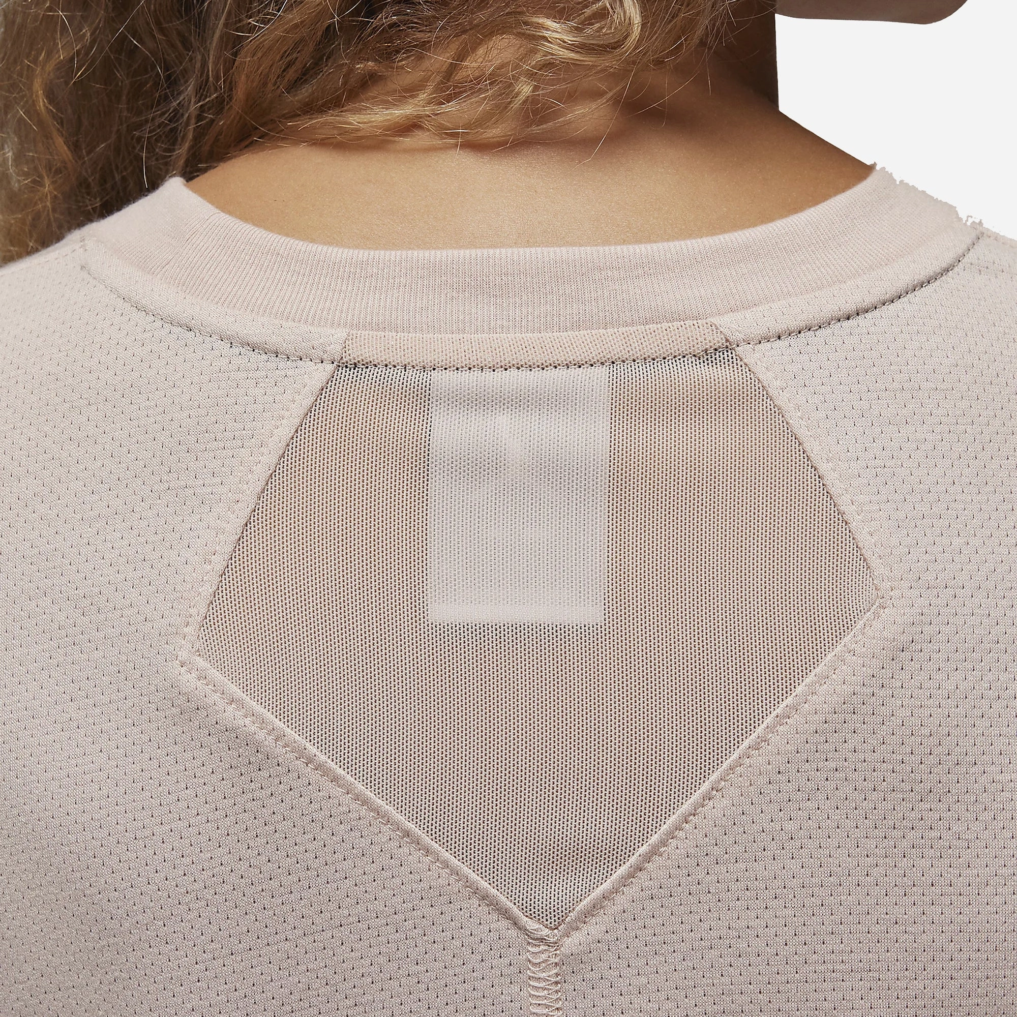 Jordan | DIAMOND SHORT-SLEEVE TOP  { PARTICLE BEIGE