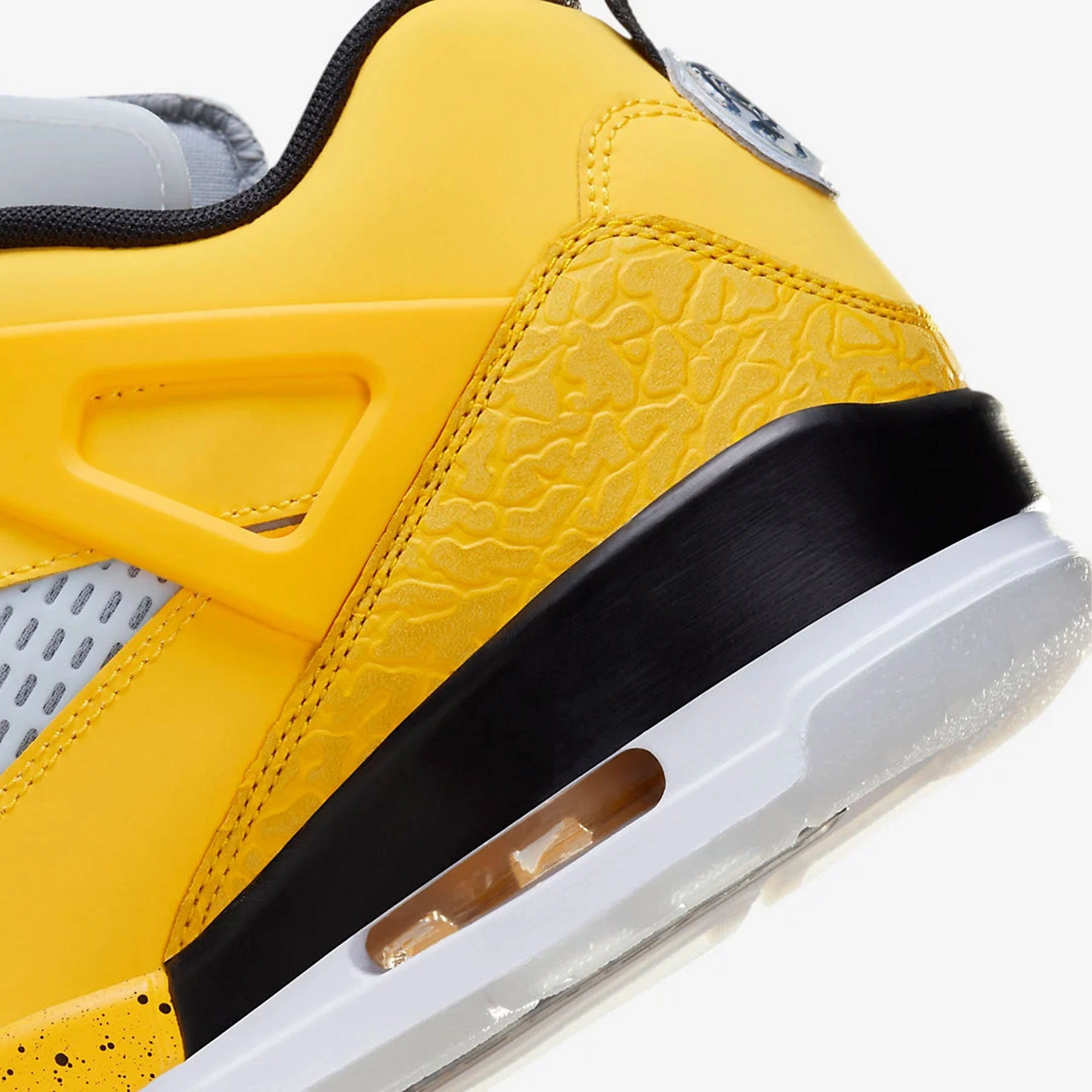 Jordan | SPIZIKE LOW  { VARSITY MAIZE/BLACK-WOLF GREY