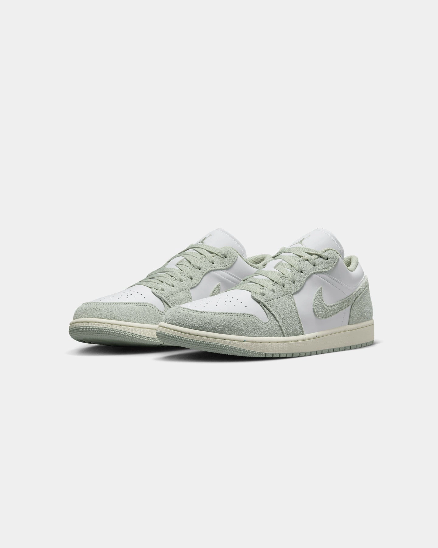 Jordan Air Jordan 1 Low SE Seafoam White/Seafoam