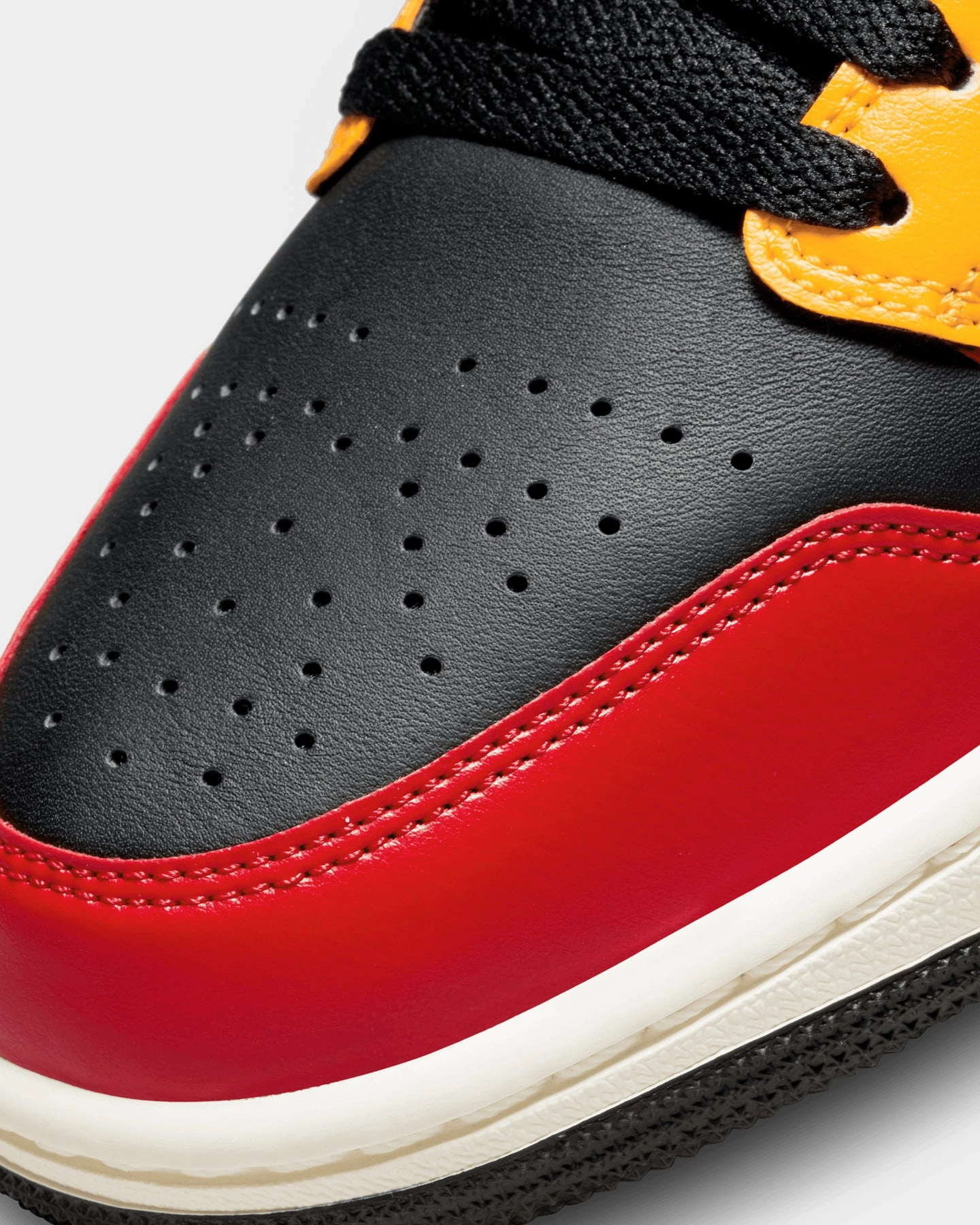 Jordan Women's Air Jordan 1 Low SE Black Multi Black/Fire Red