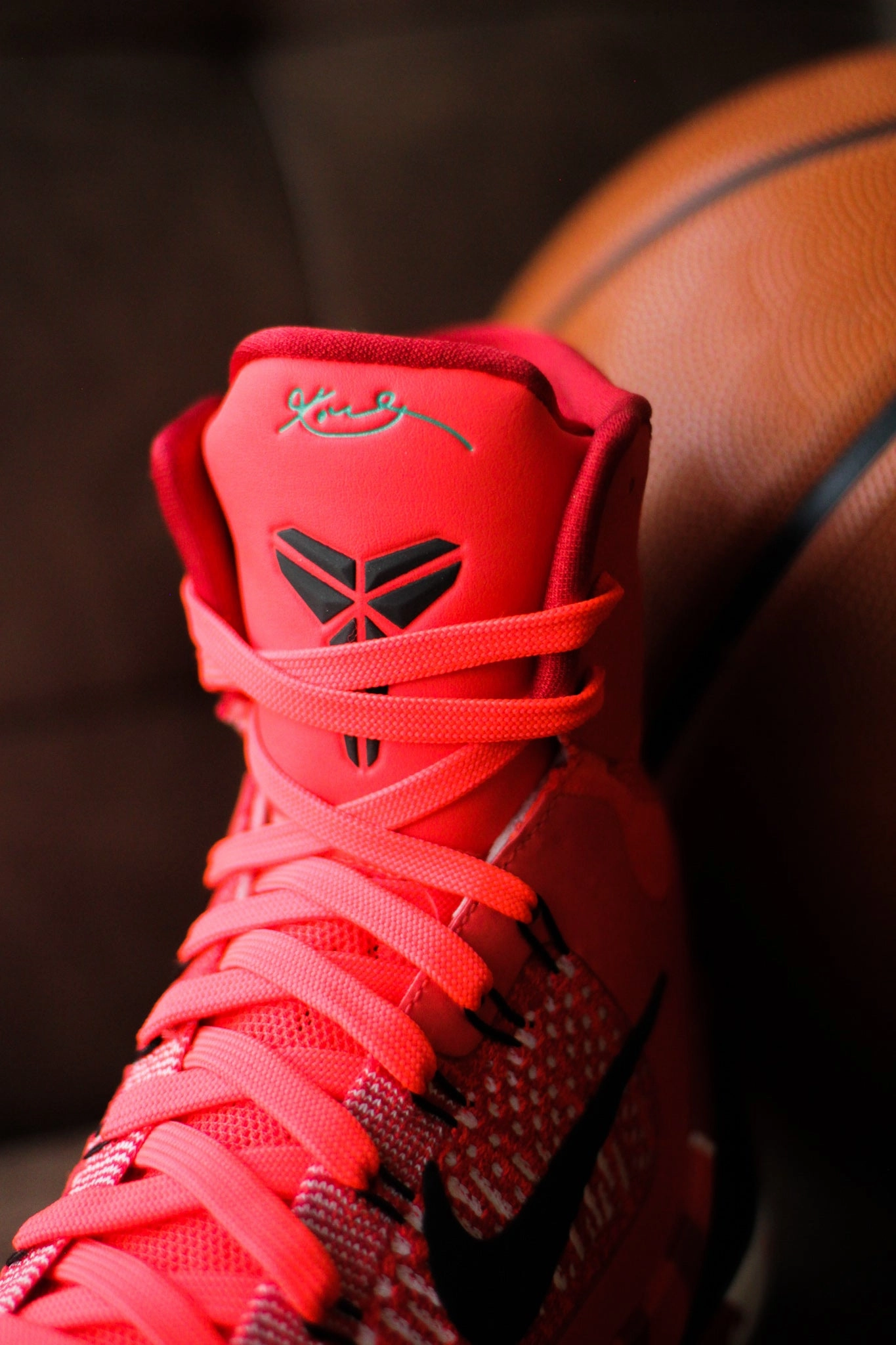 KOBE IX ELITE PROTRO BRIGHT CRIMSON
