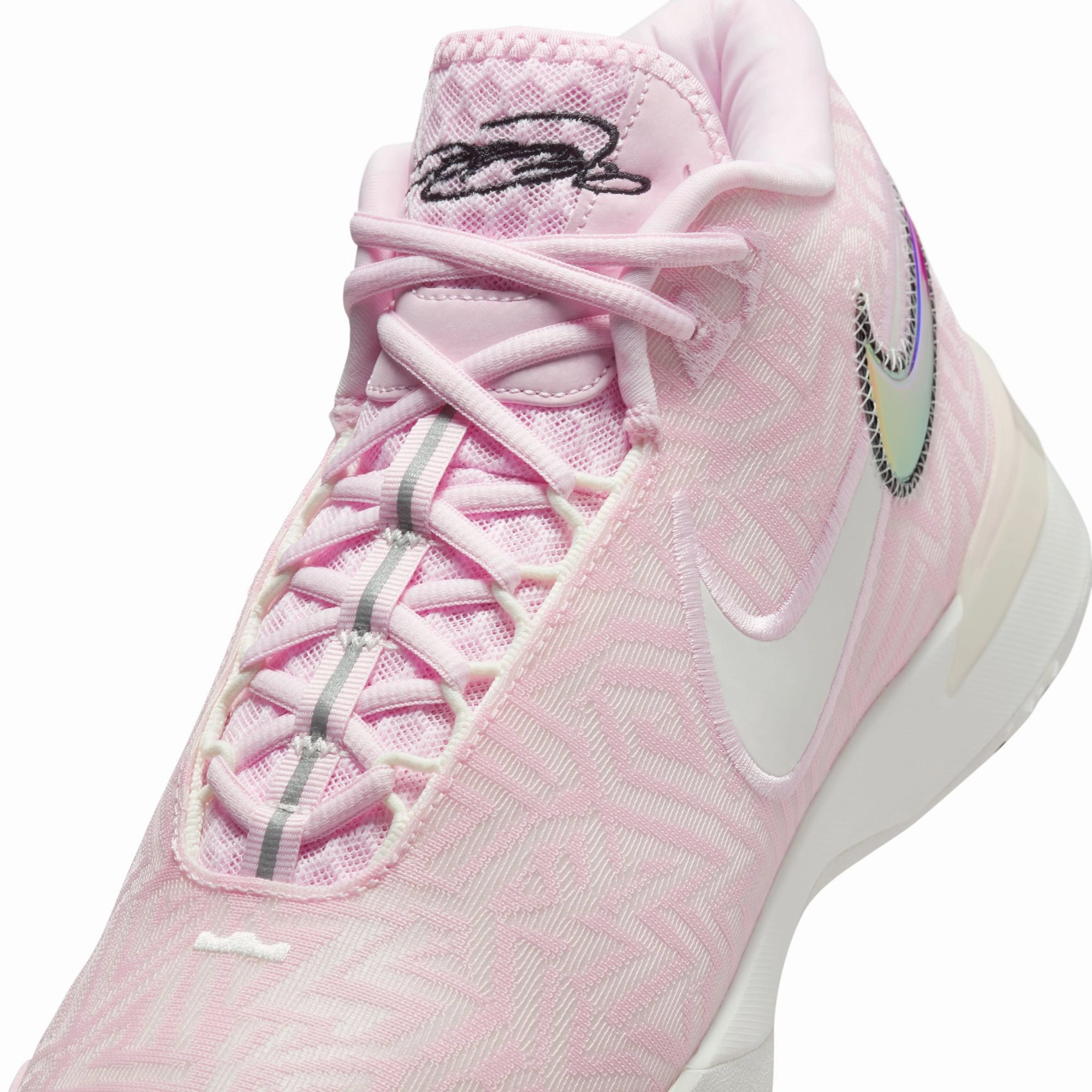 LeBron NXXT Genisus EP 'Pink Foam Sail'