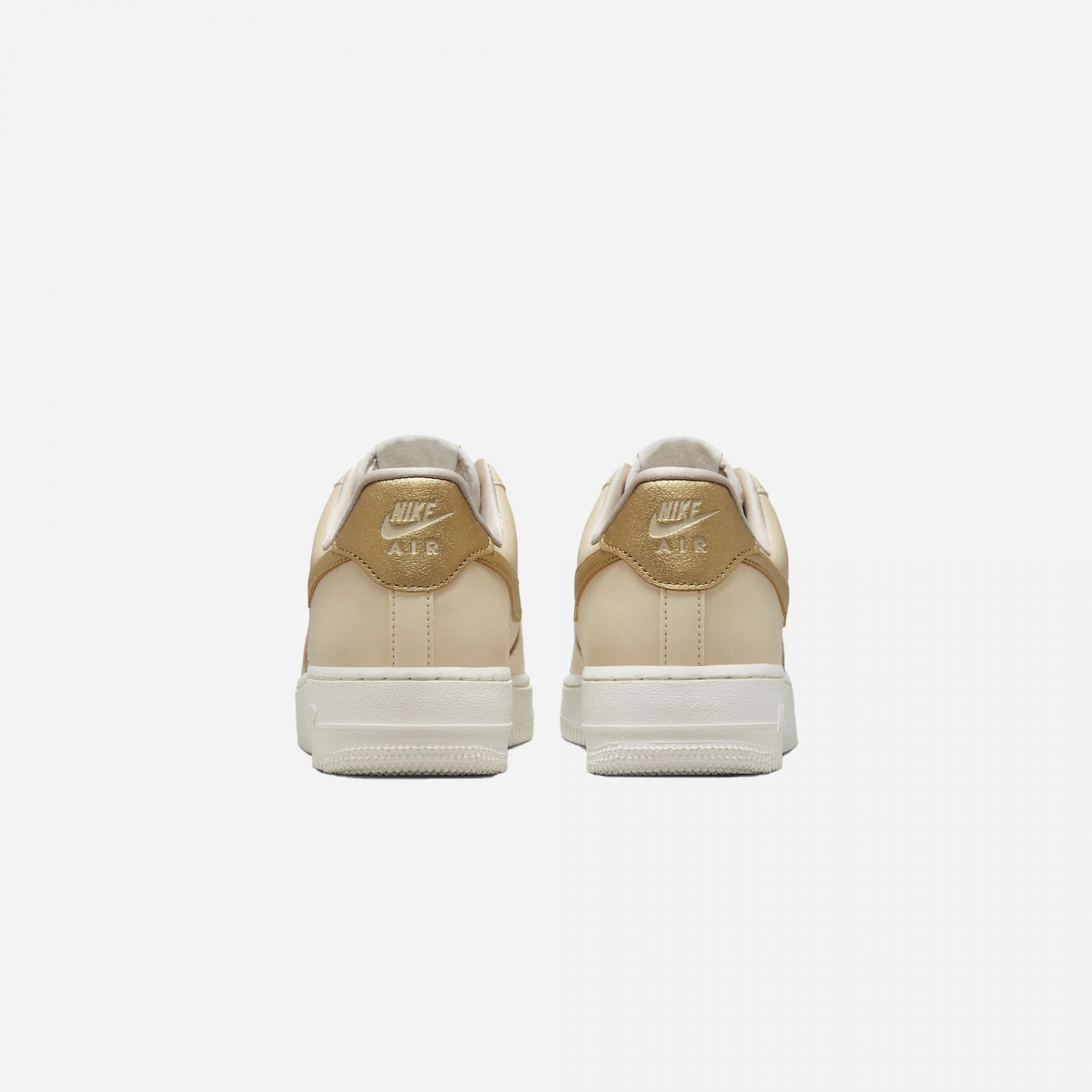 Nike | AIR FORCE 1 '07 { BEIGE/GOLD