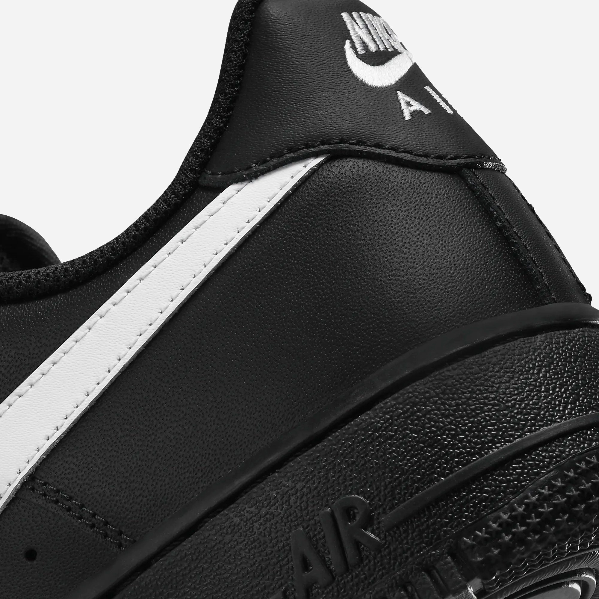 NIKE | AIR FORCE 1 '07 { BLACK/WHITE-BLACK