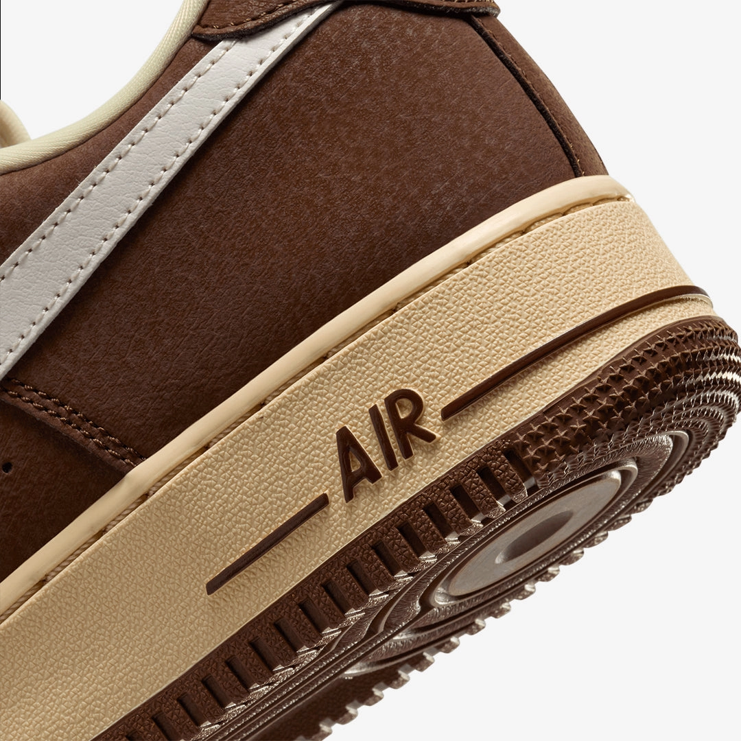 Nike | AIR FORCE 1 '07 { CACAO WOW/SAIL-COCONUT MILK