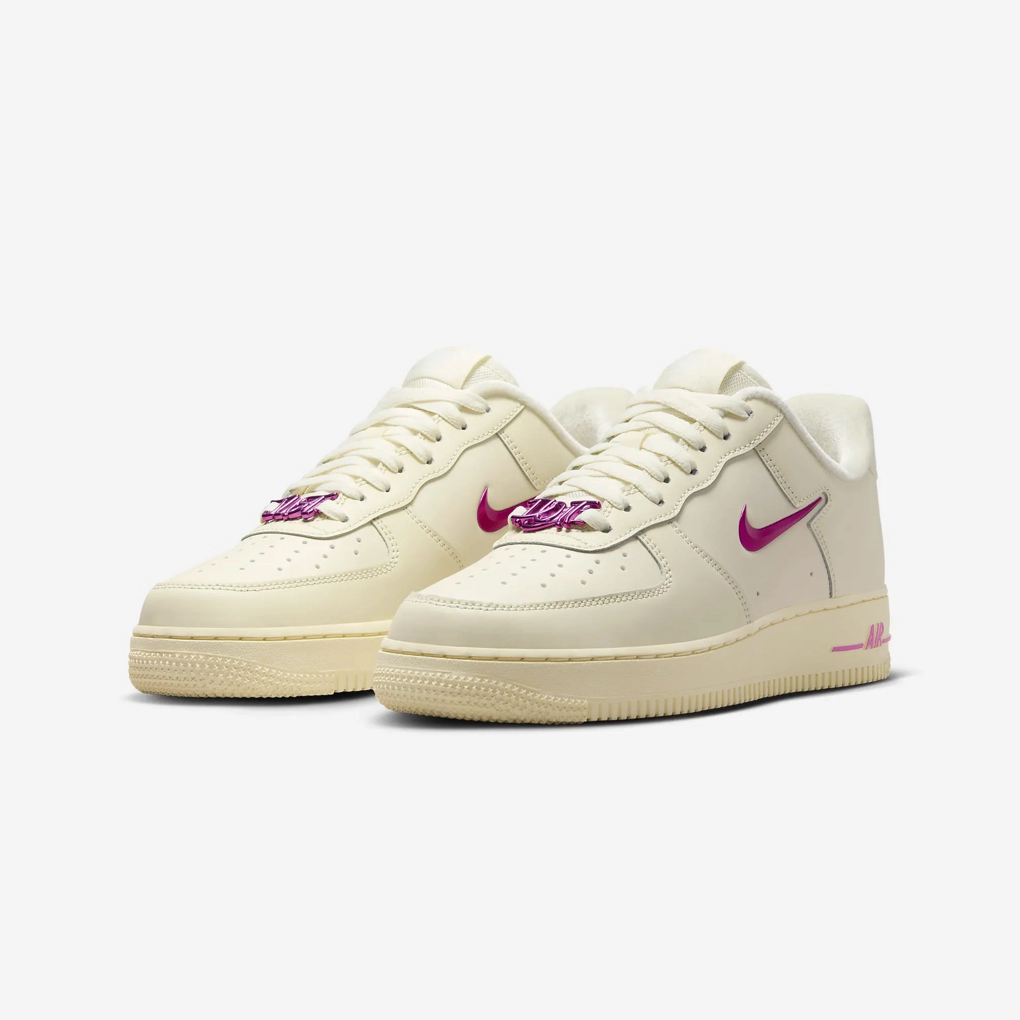 Nike | AIR FORCE 1 '07 { COCONUT MILK/PLAYFUL PINK-ALABASTER