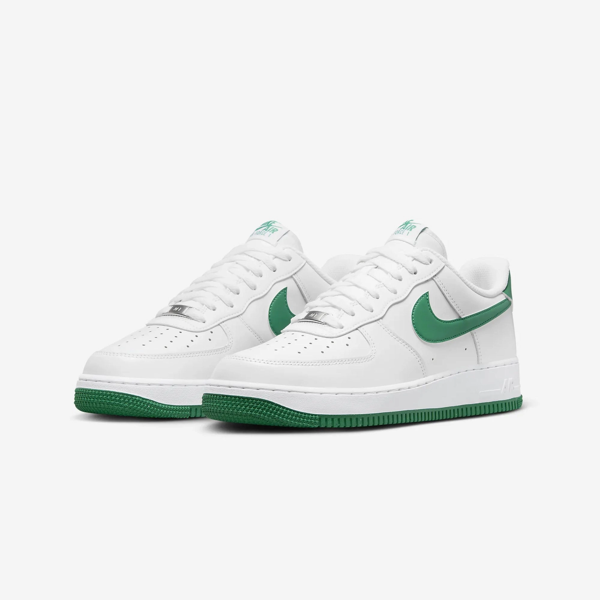 Nike | AIR FORCE 1 '07 { WHITE/MALACHITE-WHITE