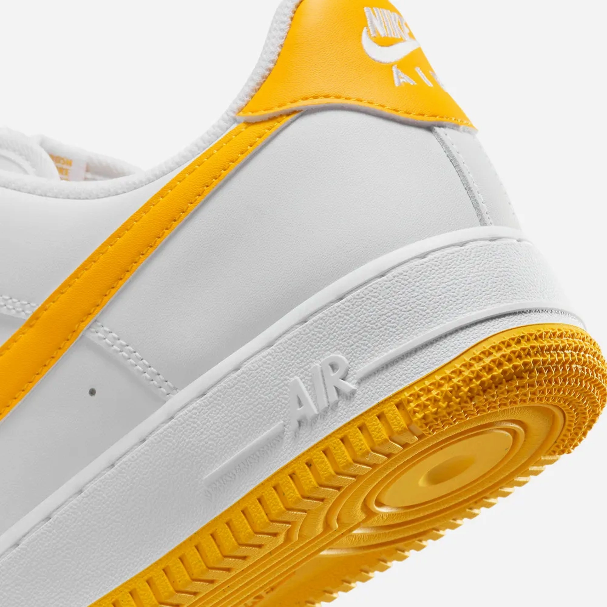 NIKE | AIR FORCE 1 '07 { WHITE/UNIVERSITY GOLD-WHITE