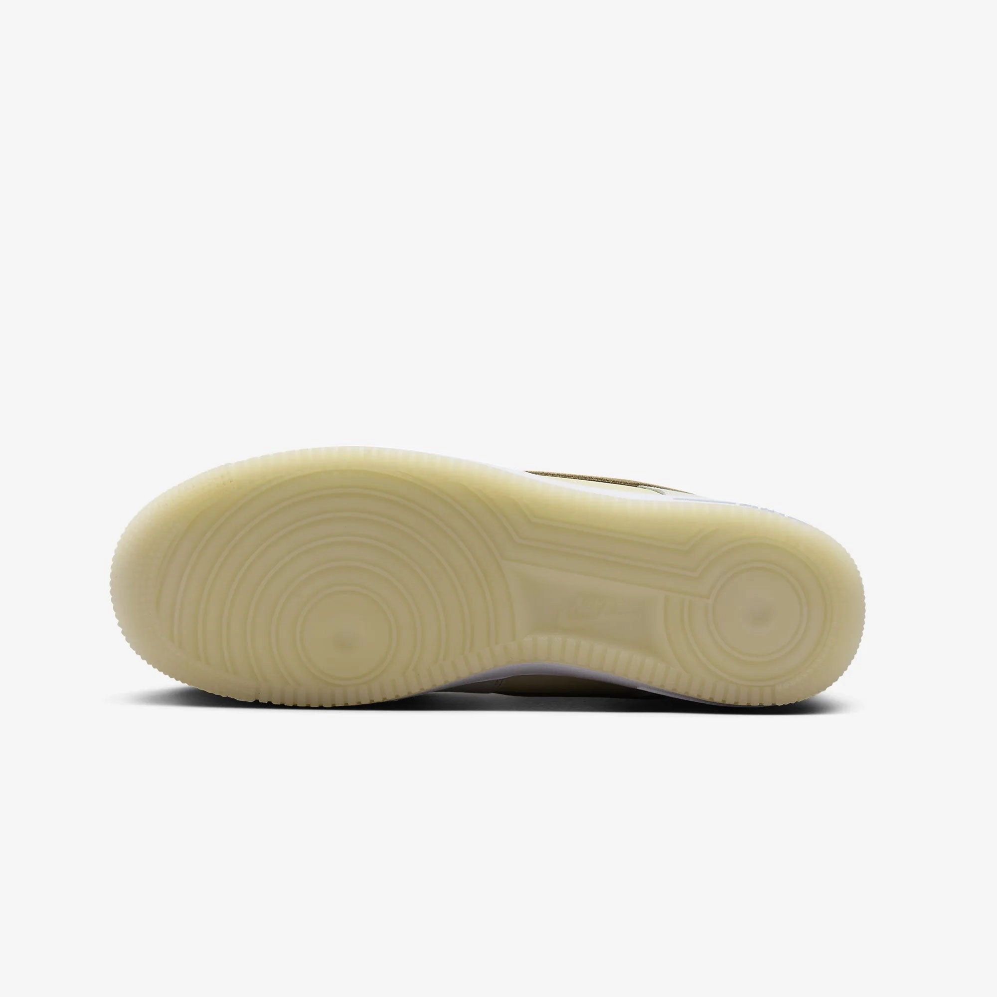 Nike | AIR FORCE 1 '07 LV8 { SAIL/KHAKI-COCONUT MILK-WHITE