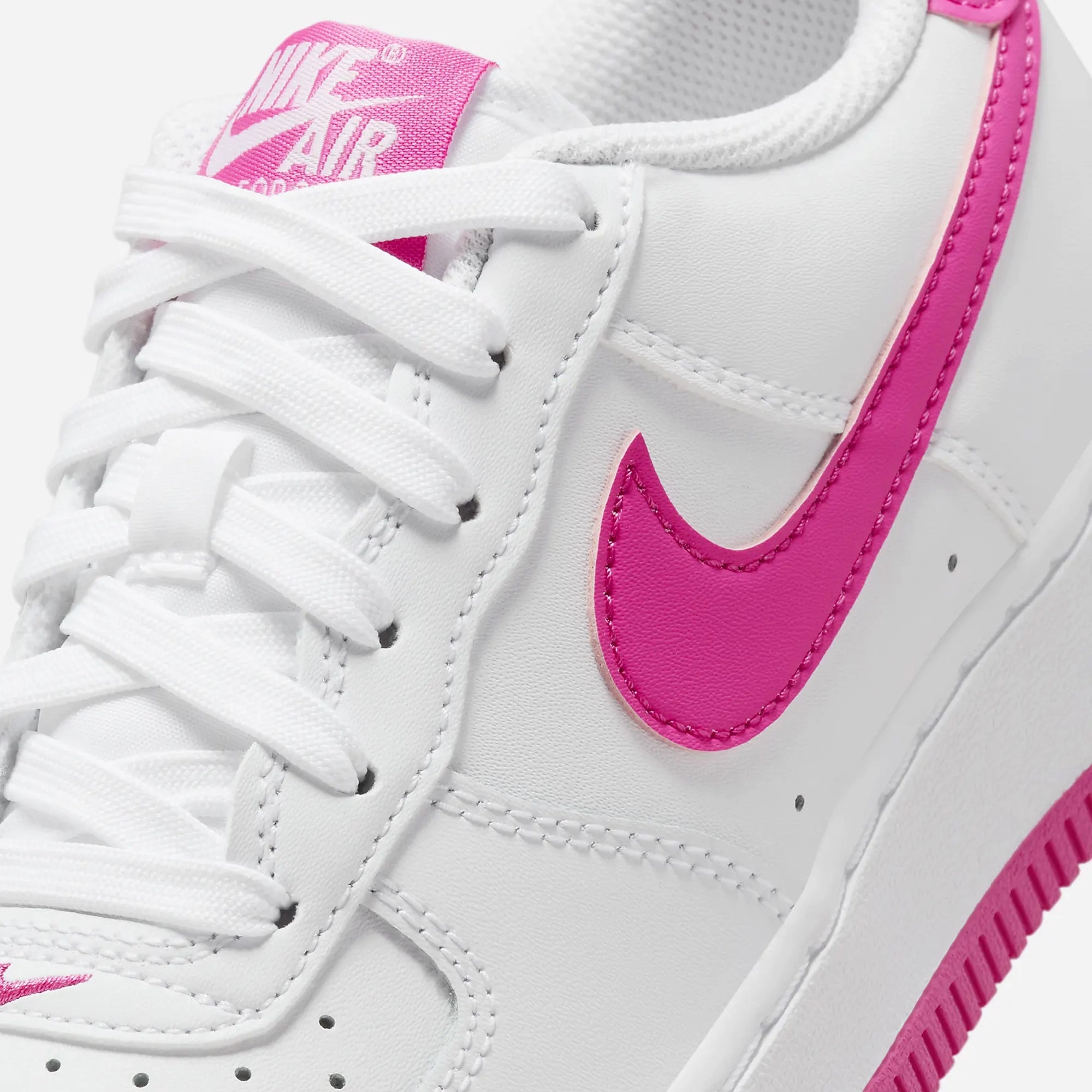 Nike | AIR FORCE 1 (GS)  { WHITE/LASER FUCHSIA