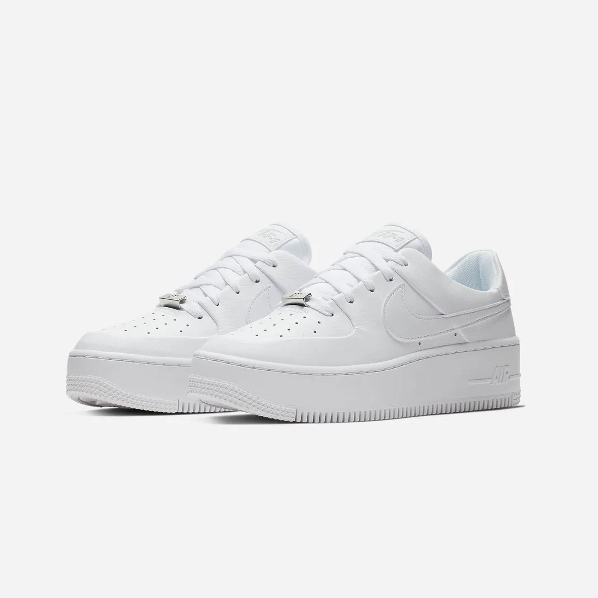 Nike | AIR FORCE 1 SAGE LOW  { WHITE/WHITE-WHITE