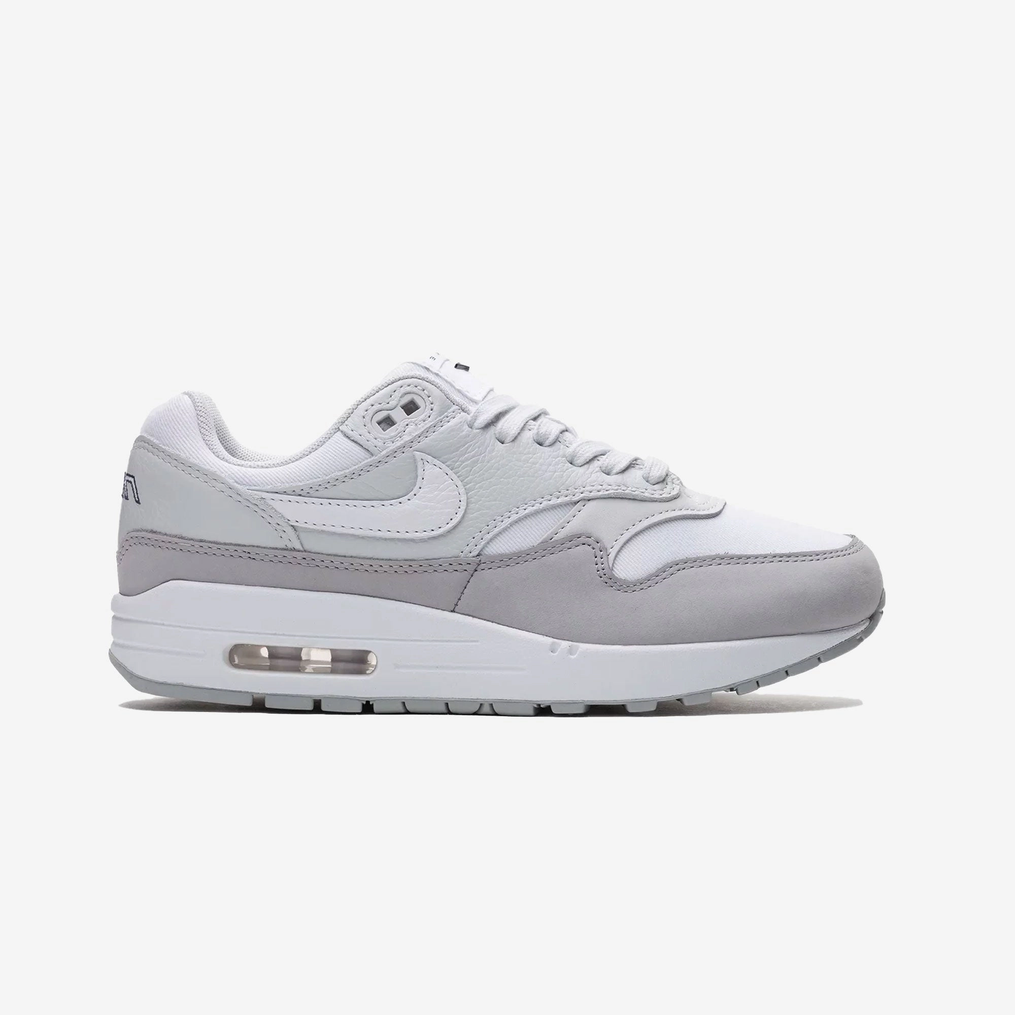 Nike | AIR MAX 1 '87 LX NBHD { PHOTON DUST/WHITE-LT SMOKE GREY