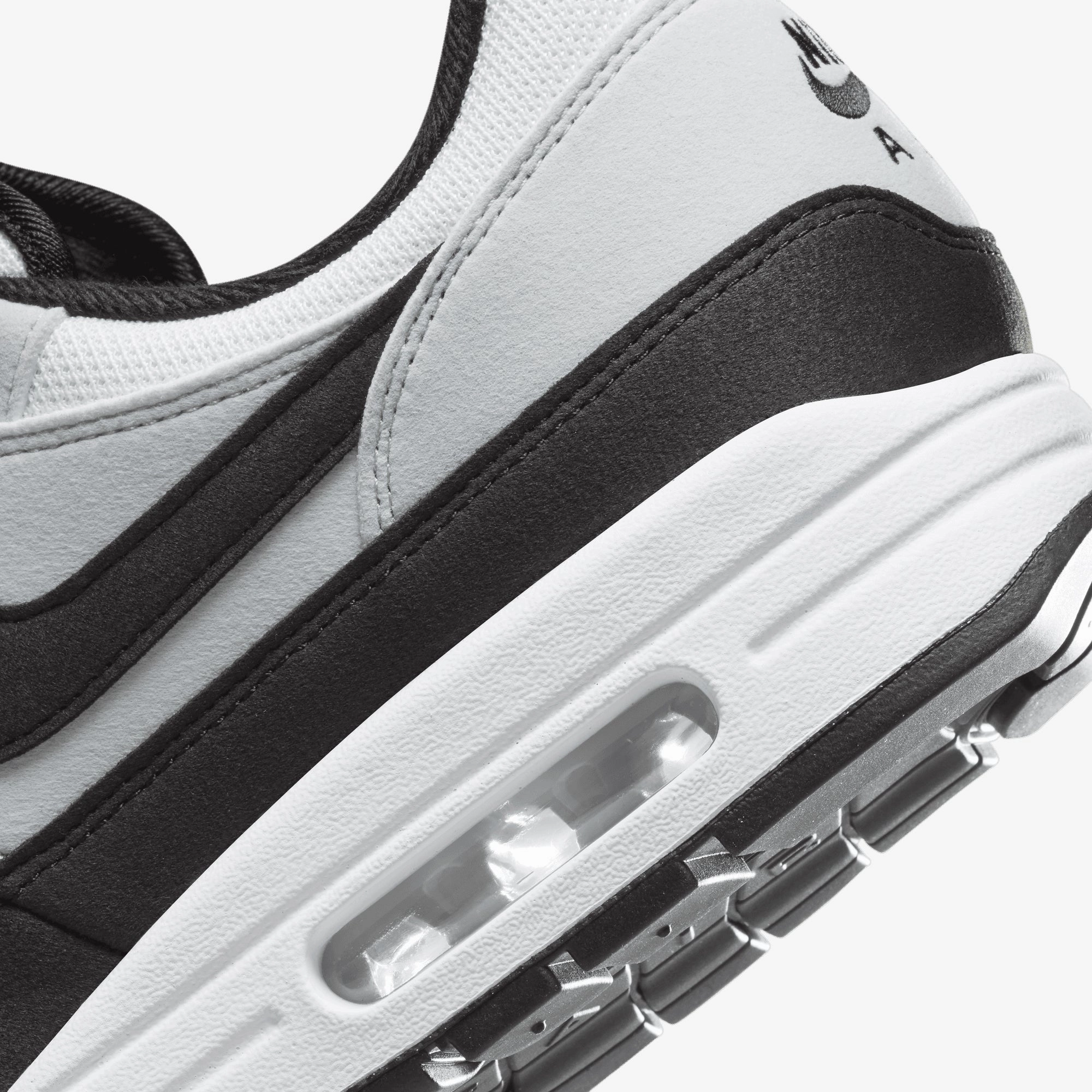 Nike | AIR MAX 1  { WHITE/BLACK-PURE PLATINUM