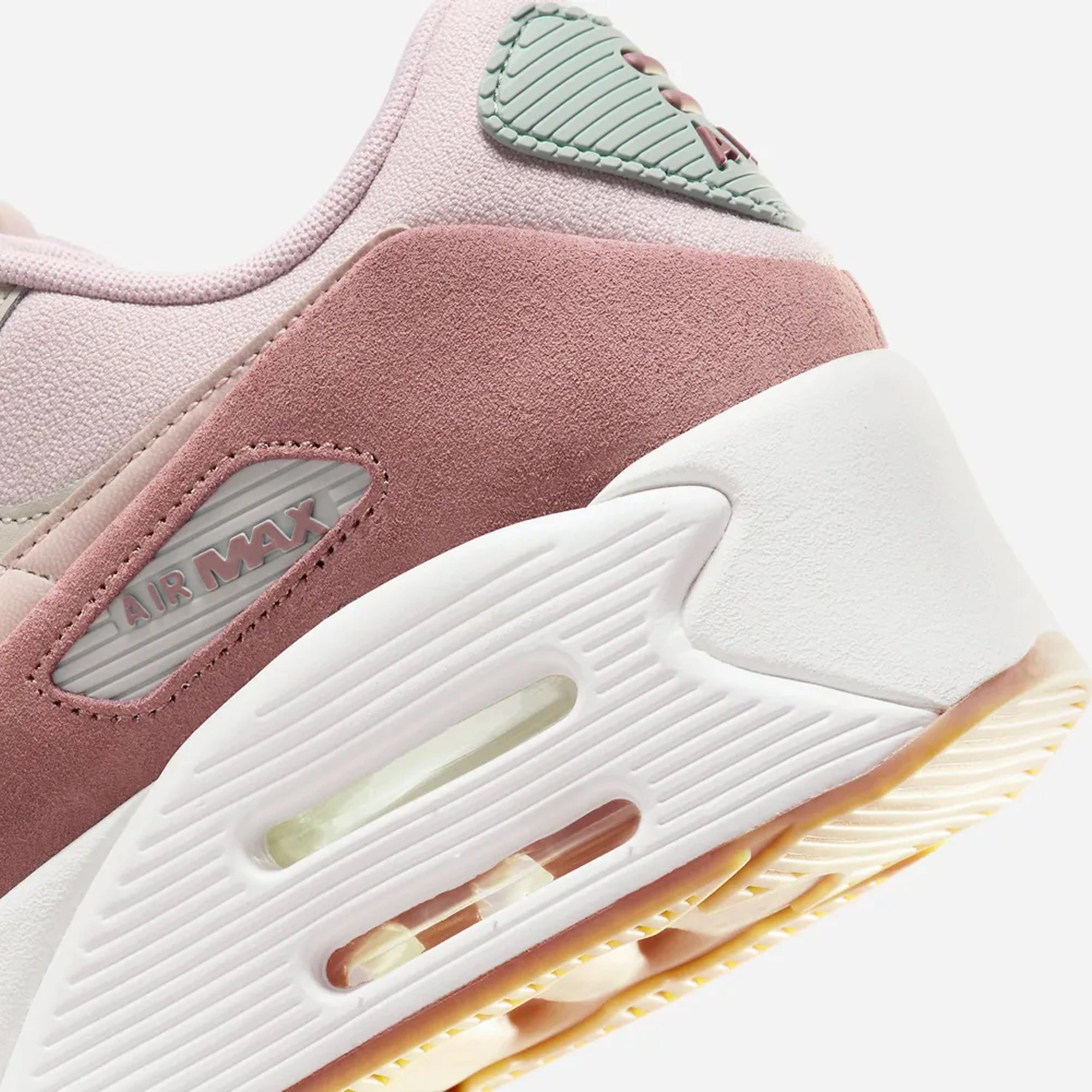 Nike | AIR MAX 90 LV8  { LT IRON ORE/PLATINUM VIOLET-LIGHT PUMICE