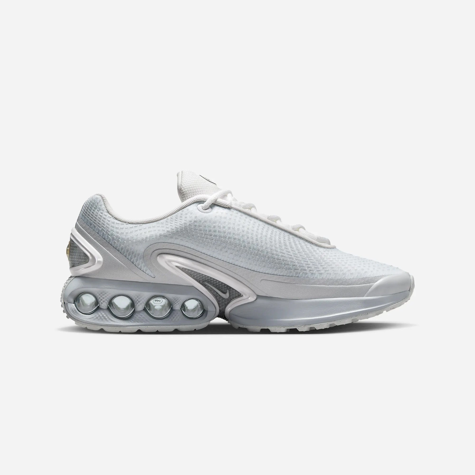 Nike | AIR MAX DN  { WHITE/METALLIC SILVER-PURE PLATINUM