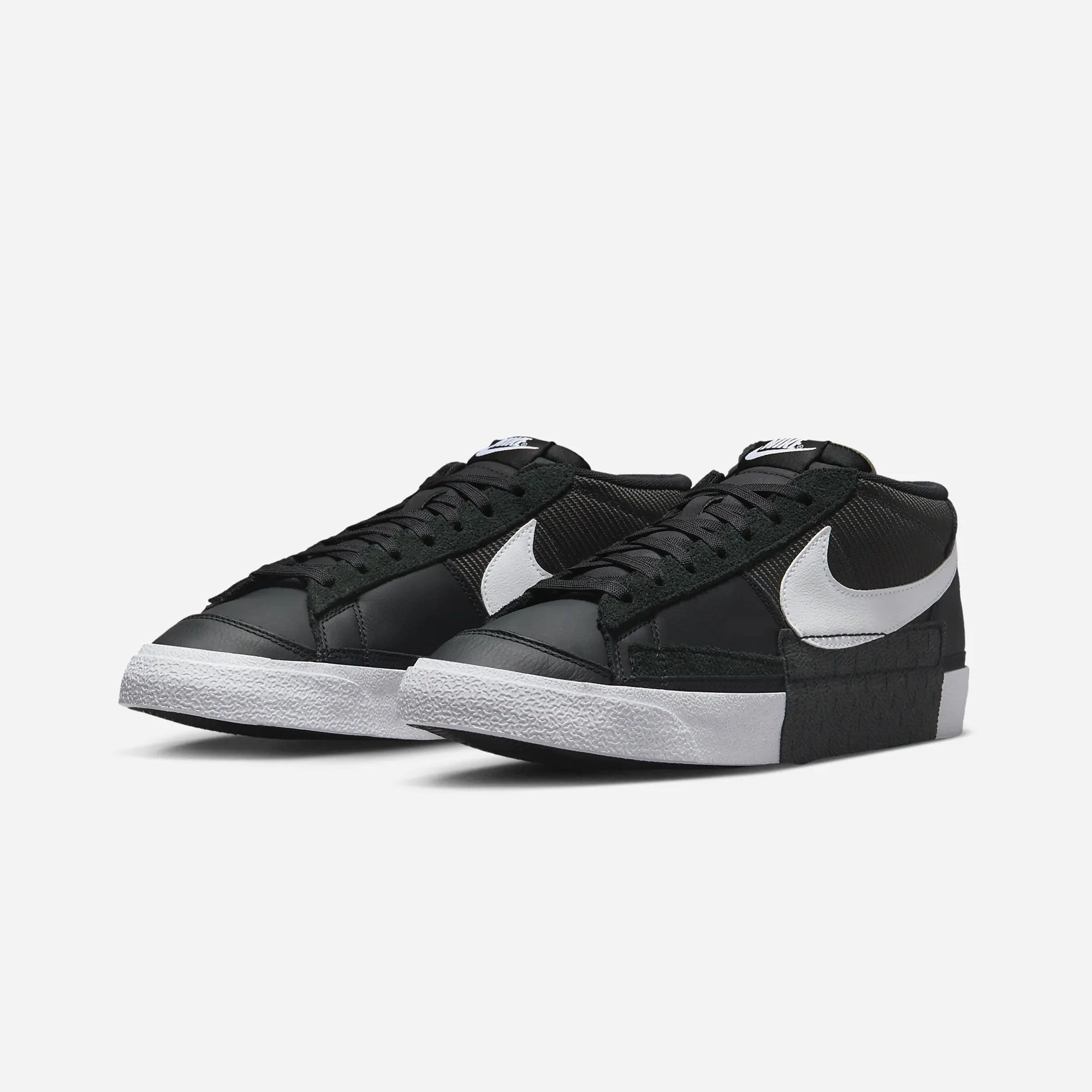 Nike | BLAZER LOW PRO CLUB  { BLACK/WHITE-ANTHRACITE