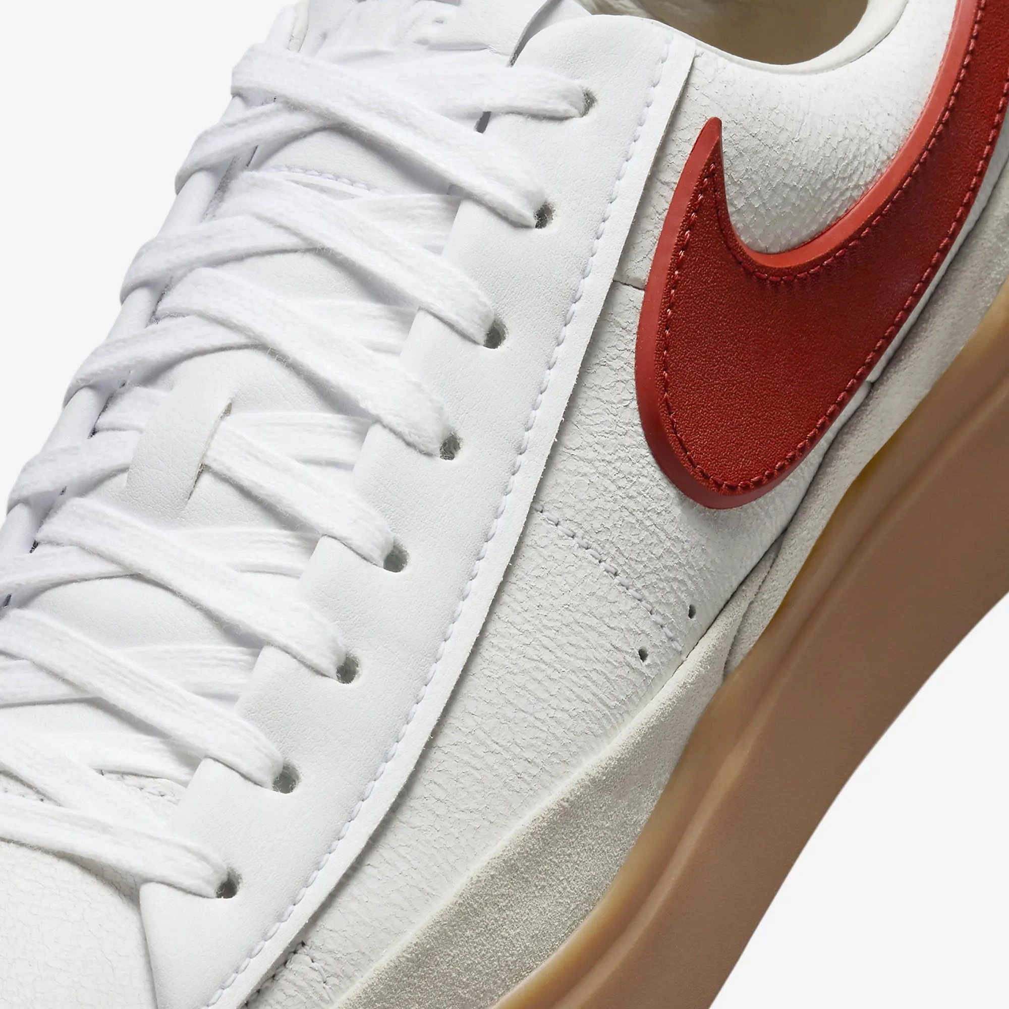 Nike | BLAZER PHANTOM LOW  { WHITE/DRAGON RED-SUMMIT WHITE-GUM YELLOW