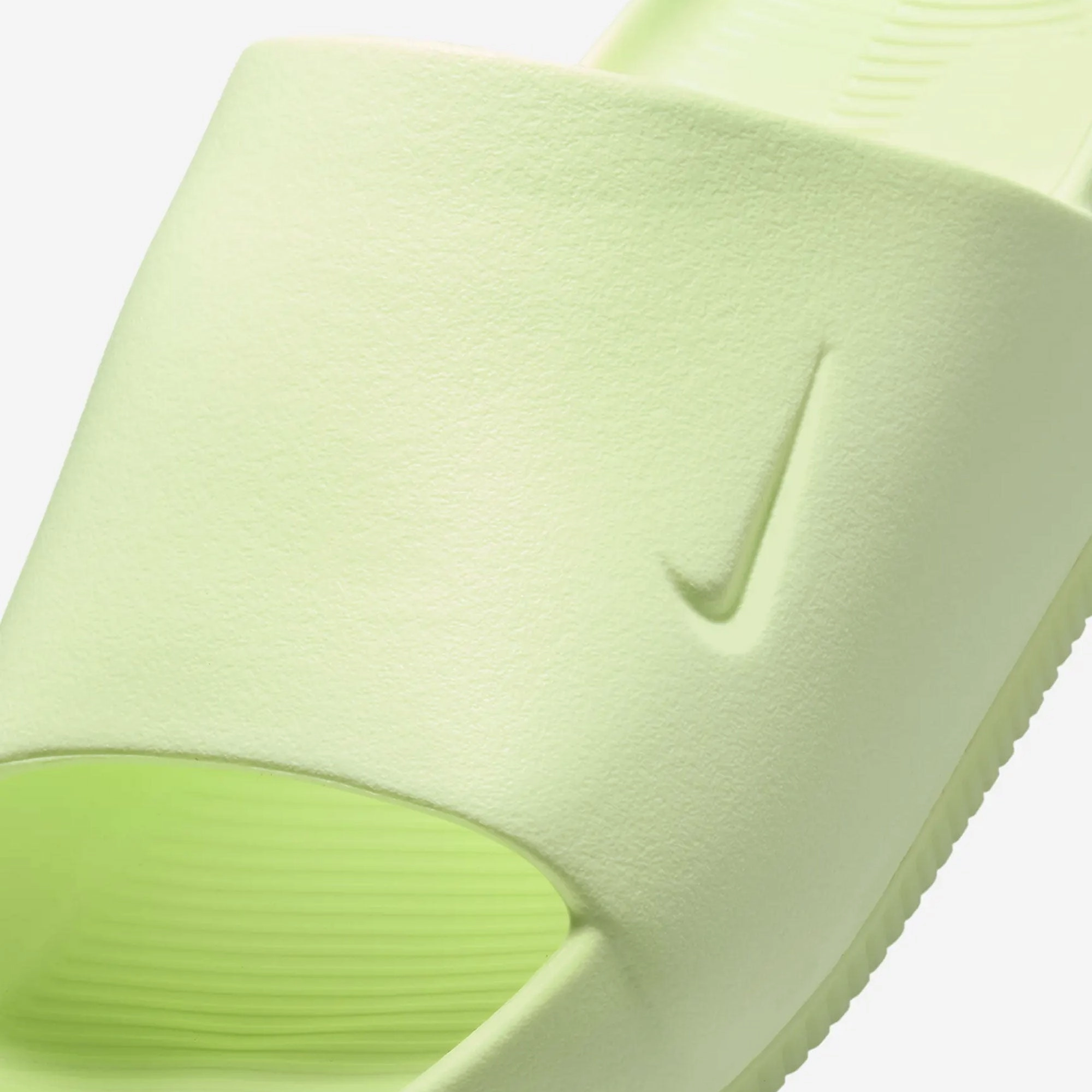 Nike | CALM  { BARELY VOLT/BARELY VOLT